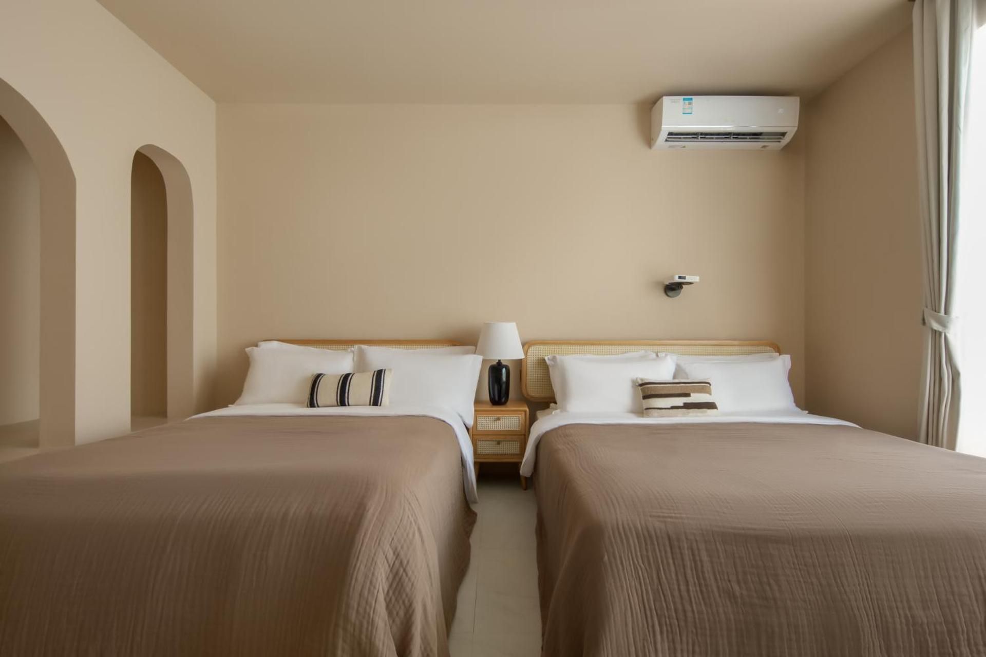 2 Bed Twin Superior Room