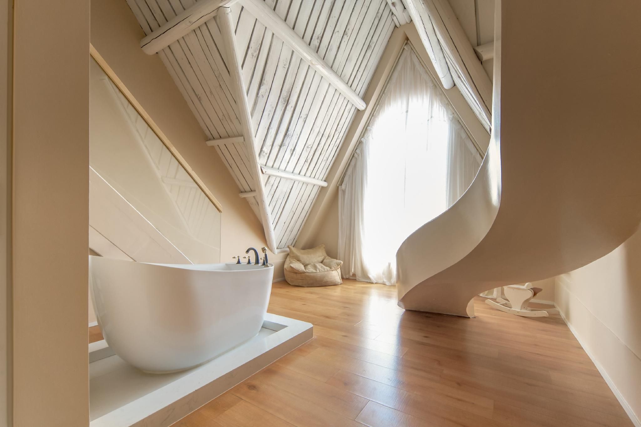 Loft Suite with Two Queens