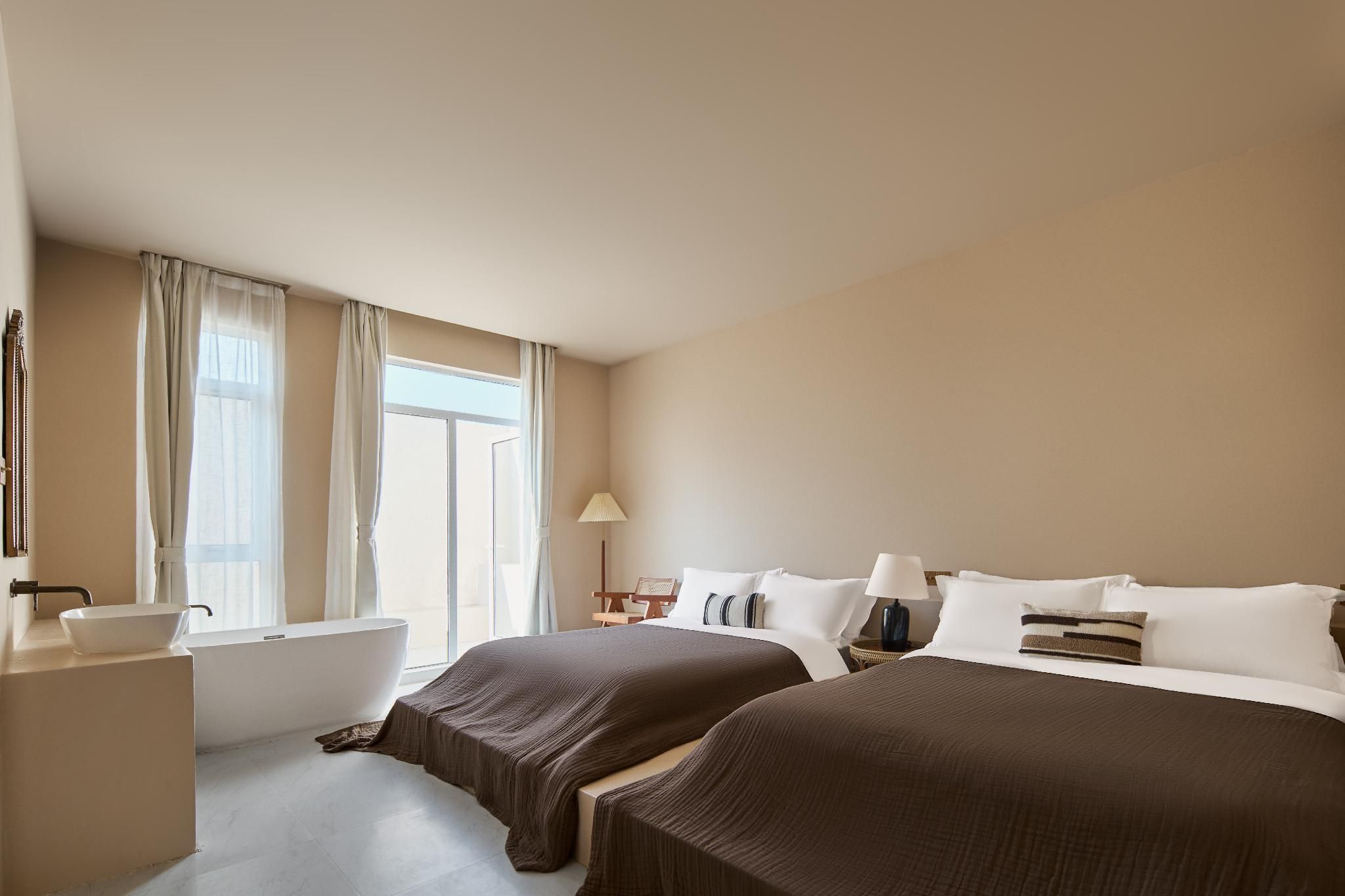 Premier Courtyard Twin Room