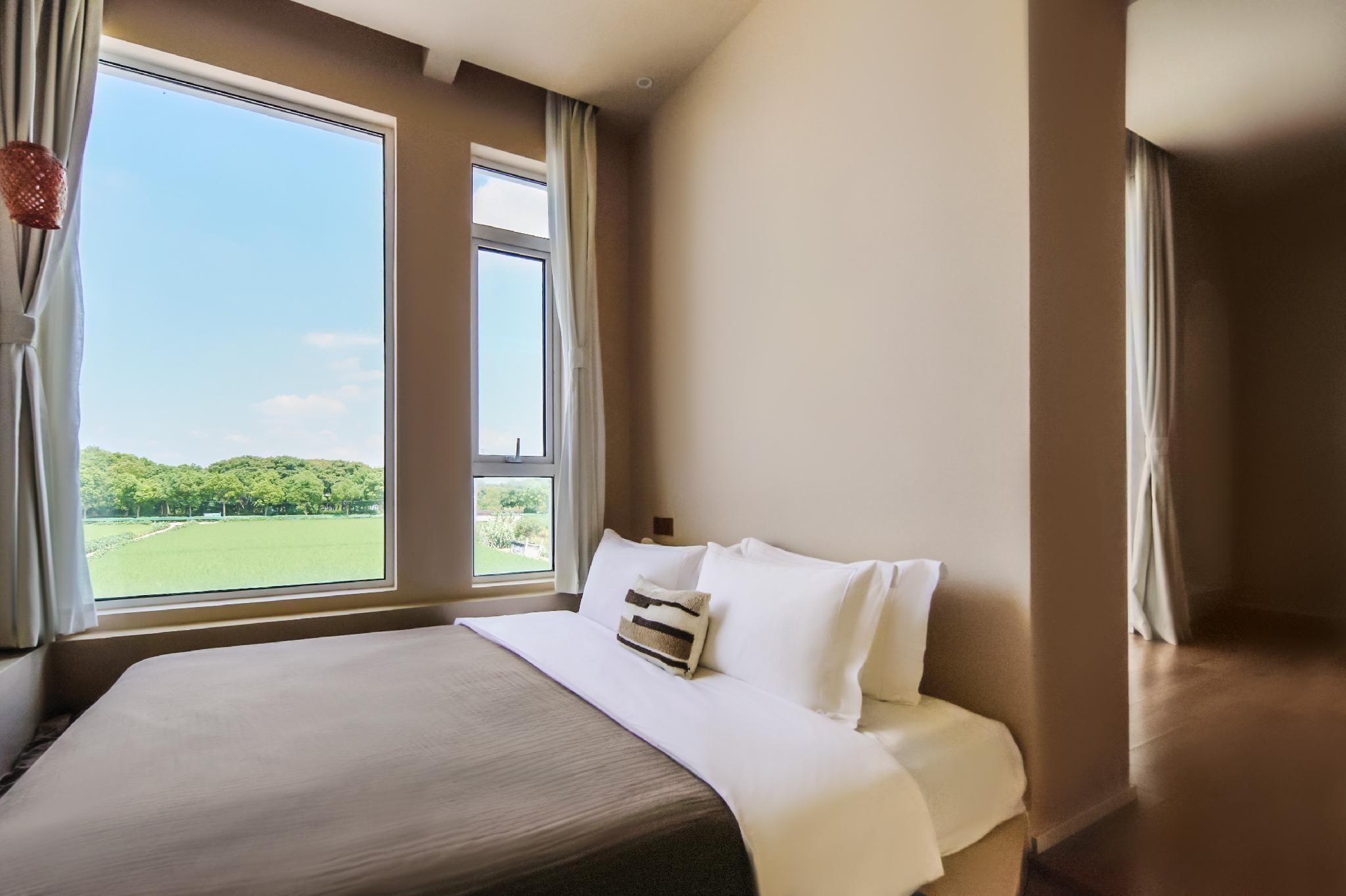 Superior King Bed Room