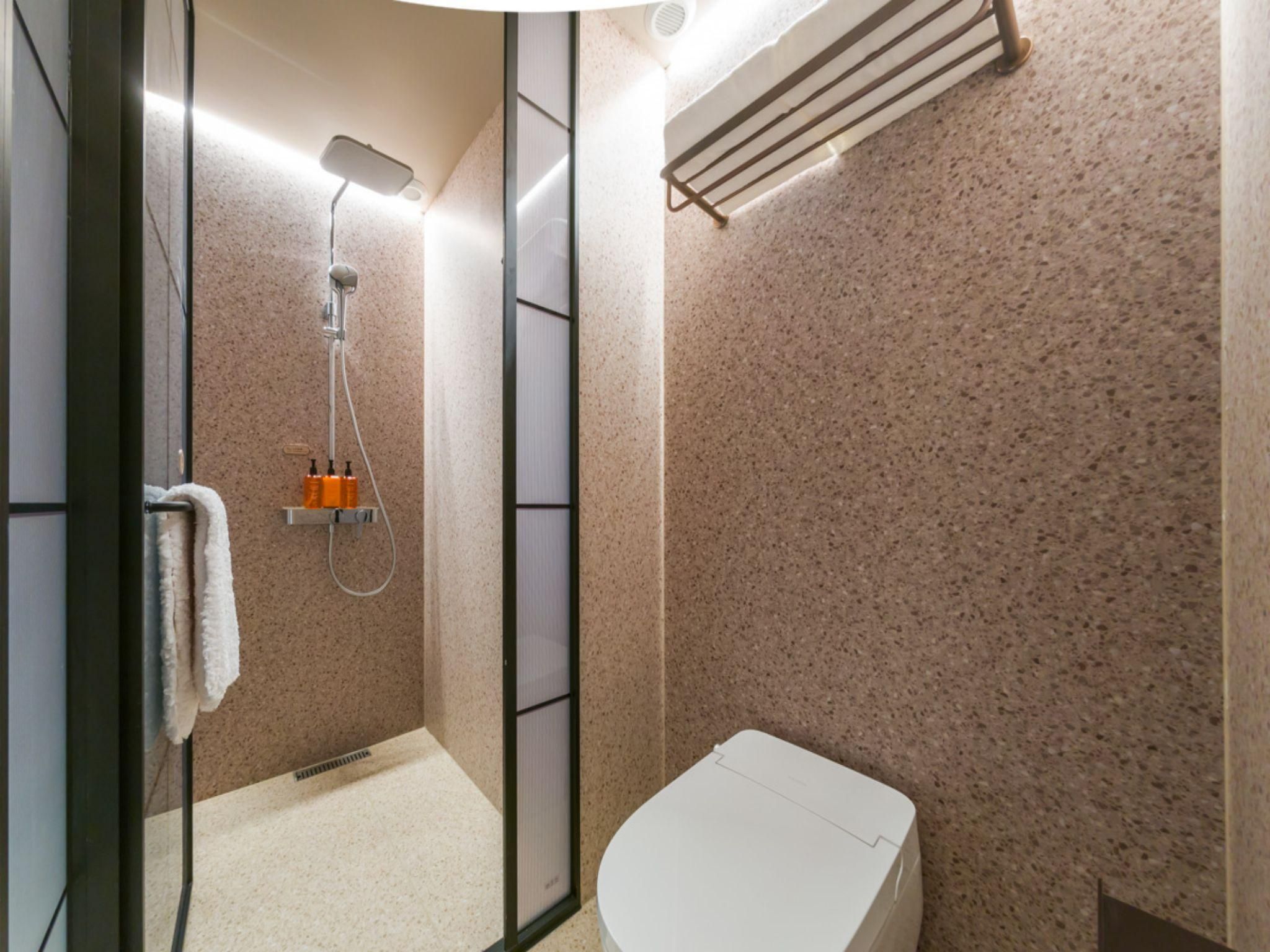 Huazhu - 1 Bed Room With View