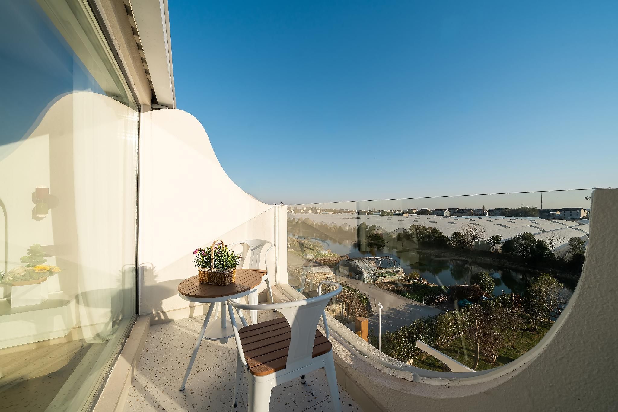 Superior Balcony