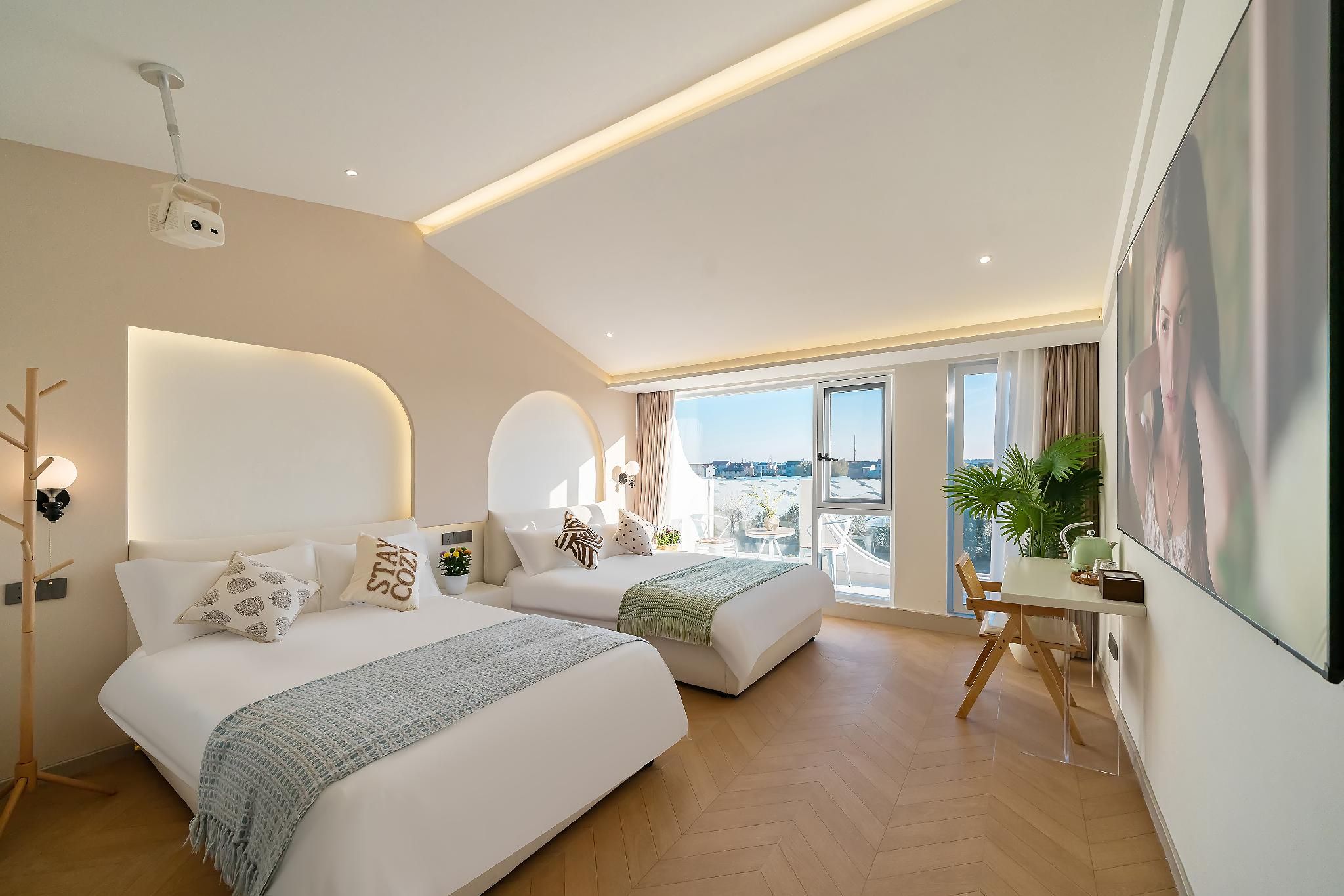 Standard Balcony