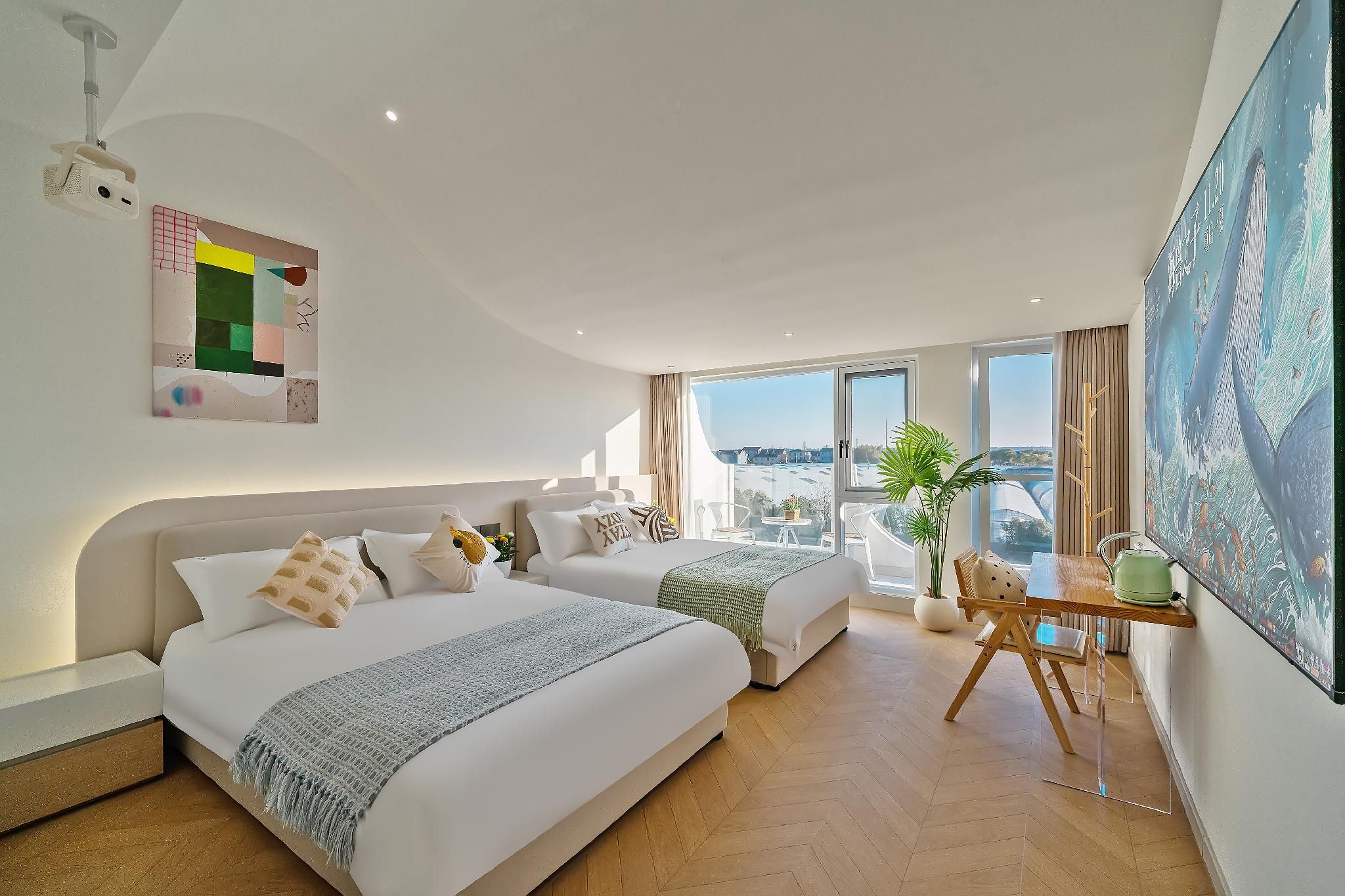 Deluxe Balcony