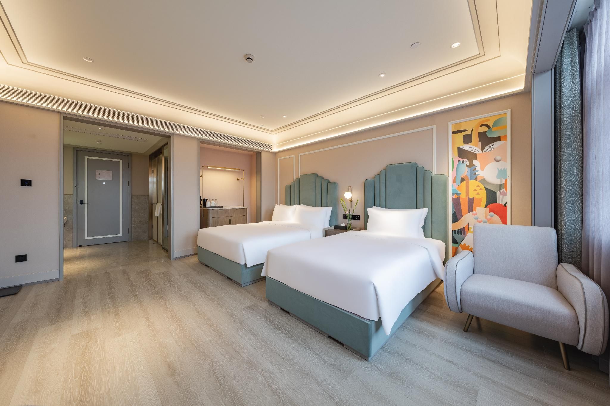Huazhu - Family Room