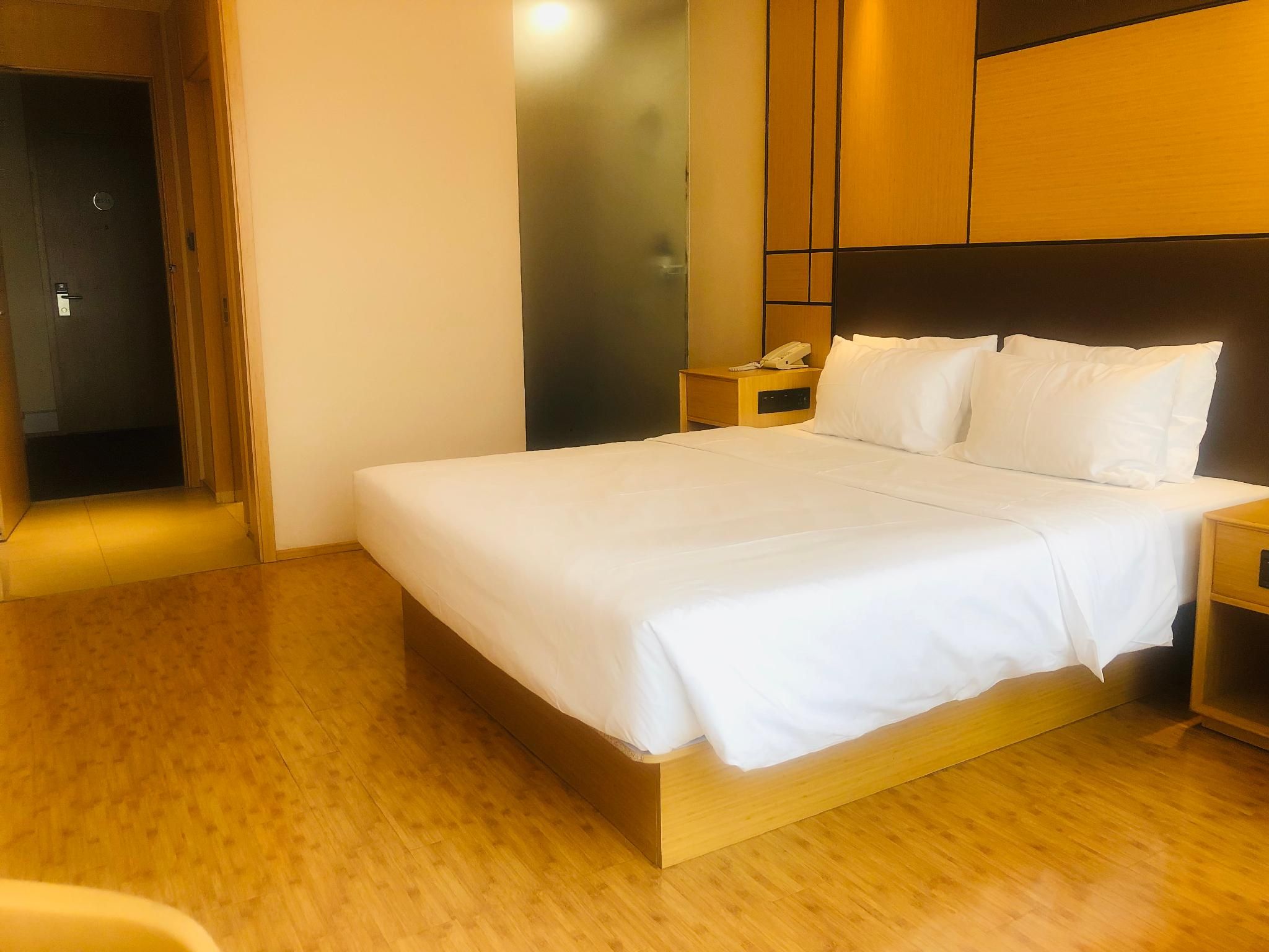 Huazhu - Bed Room A