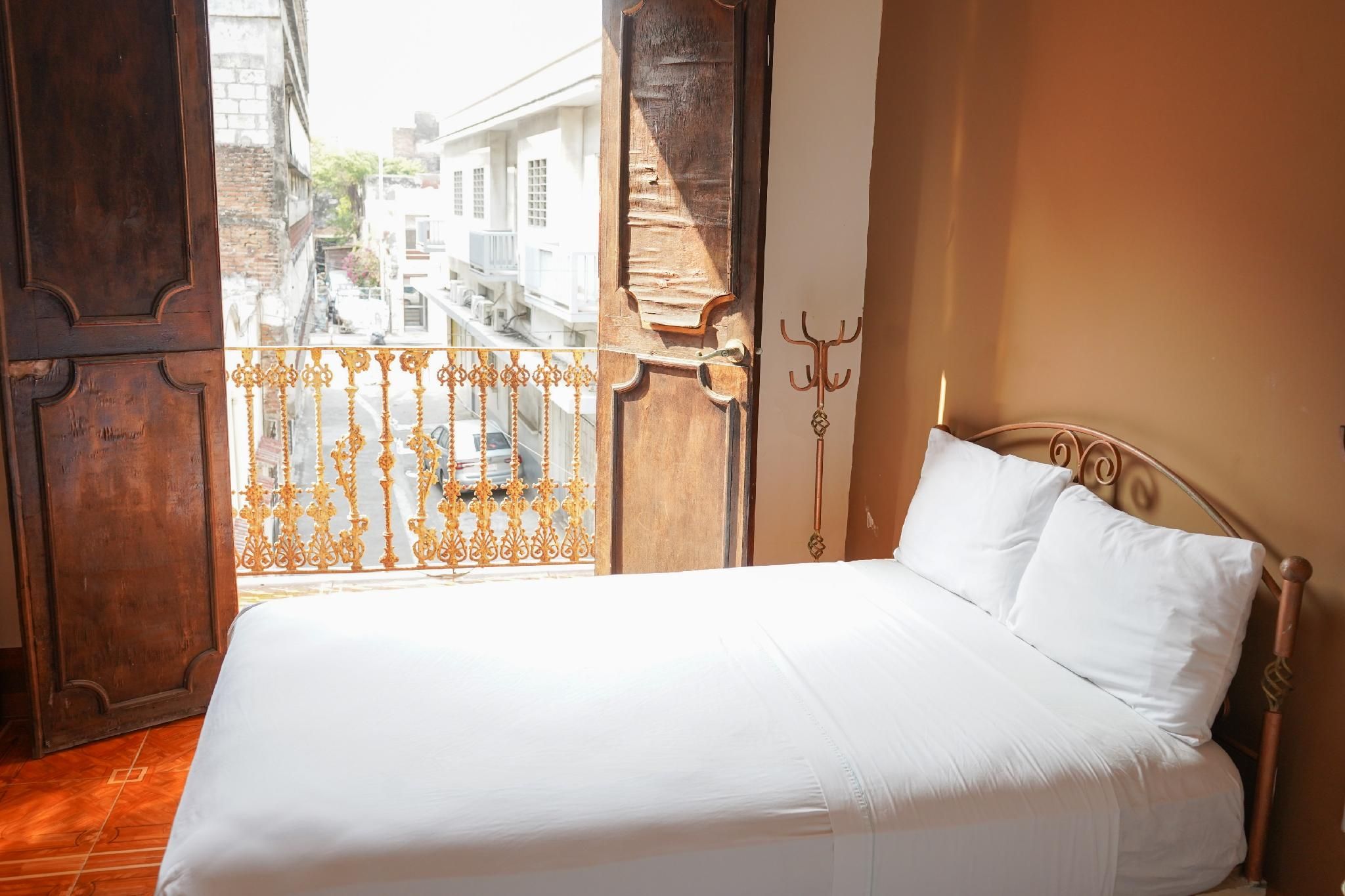 Standard Two Beds