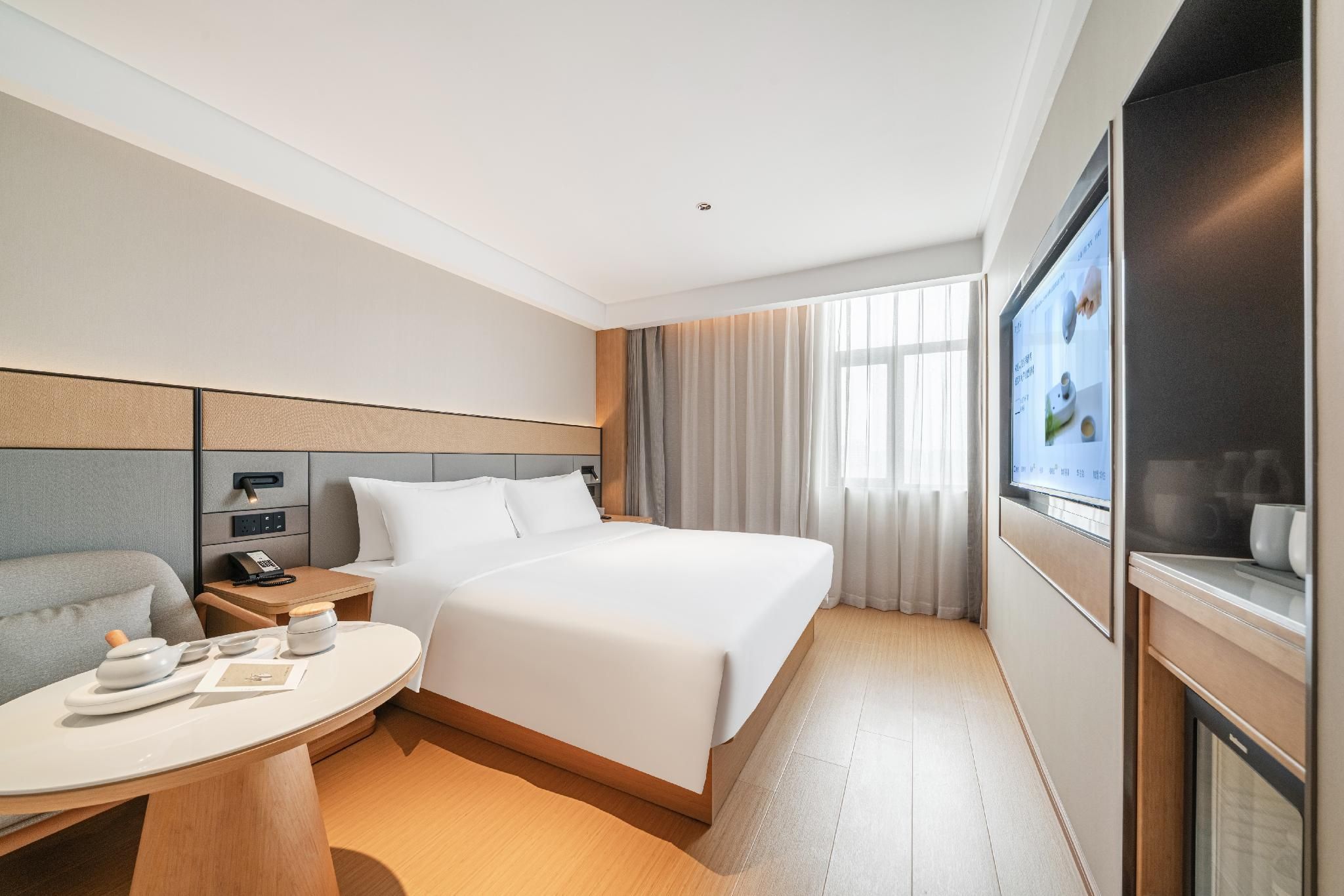 Huazhu - Superior BedRoom