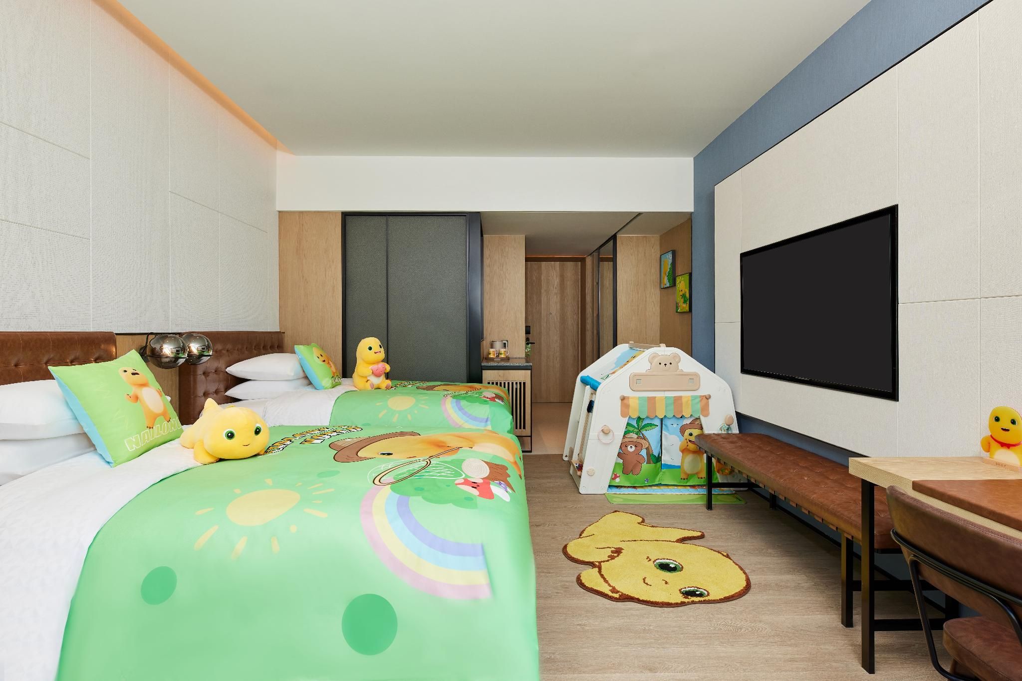 Warmly Cartoon Themed, Guest room, 2 Double, City view