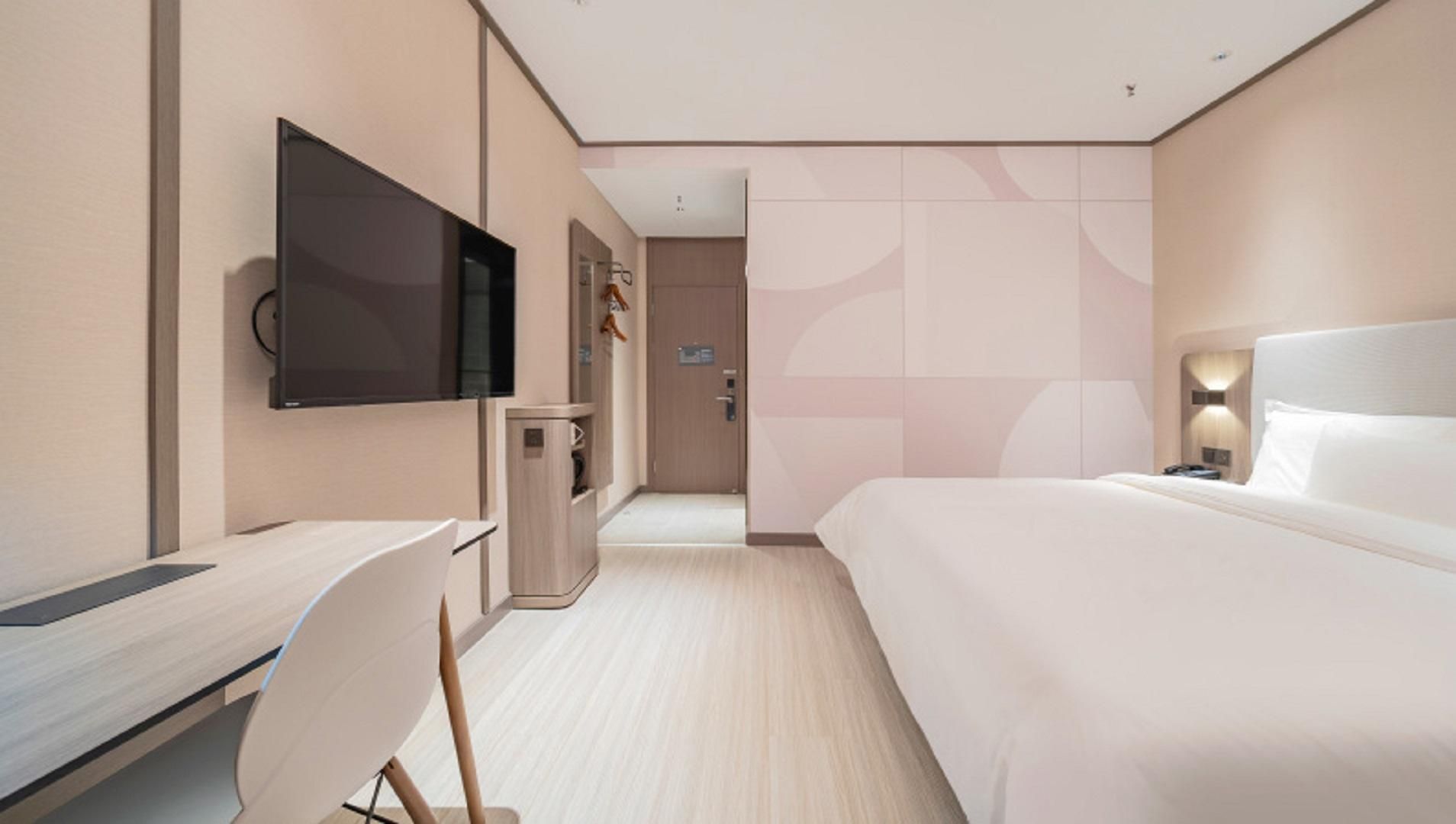 Huazhu - Superior BedRoom