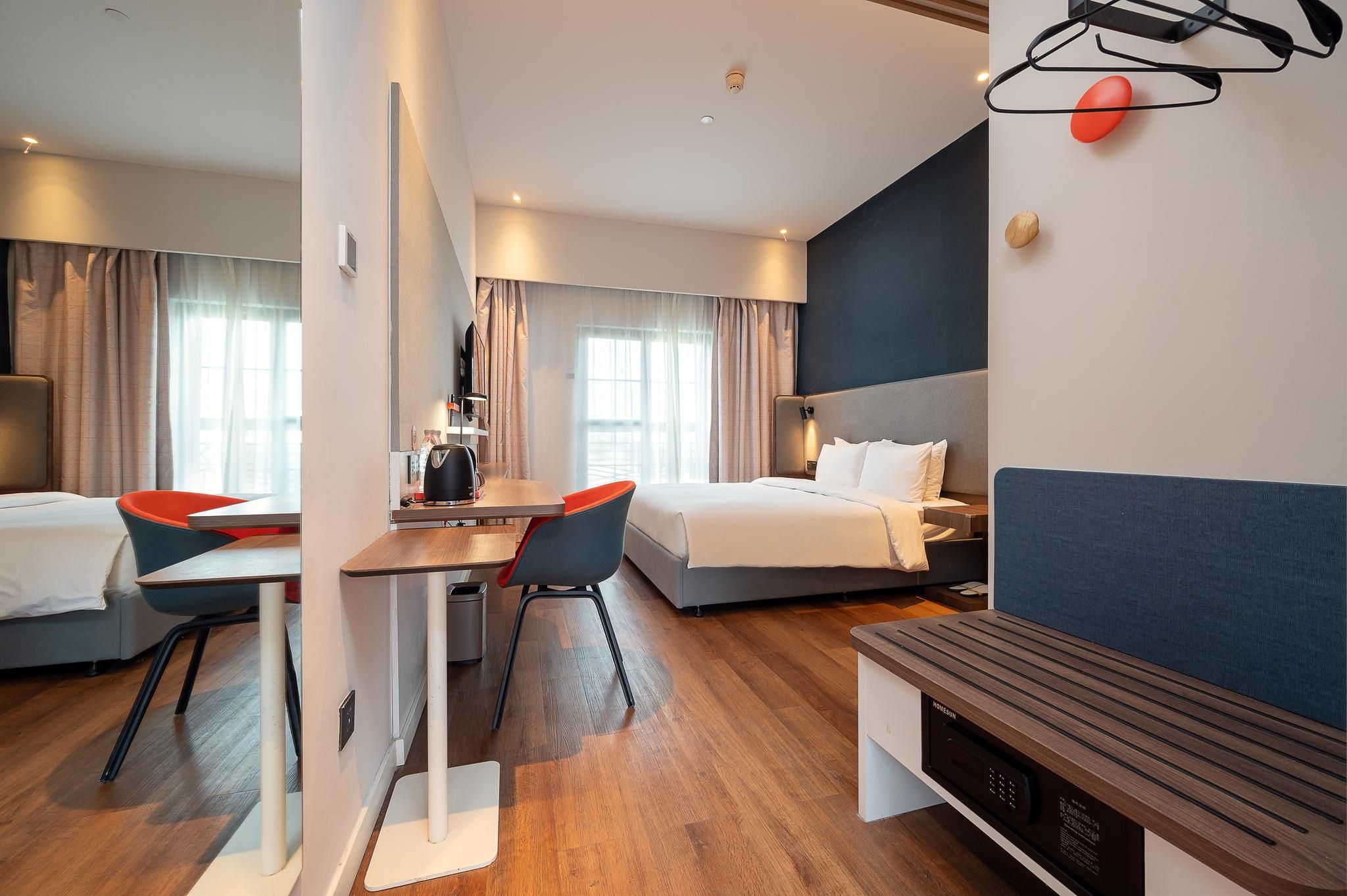 Business Queen Bed Room