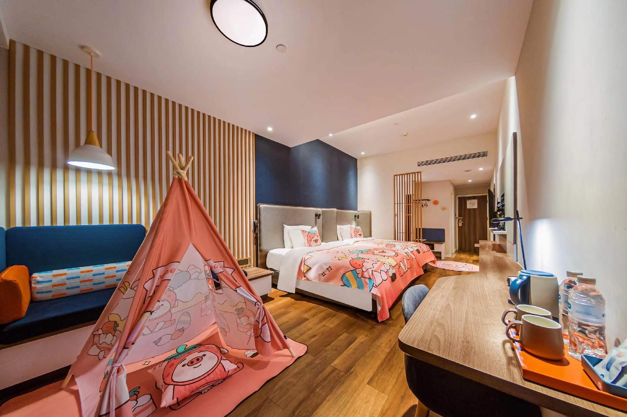 Family Theme Room