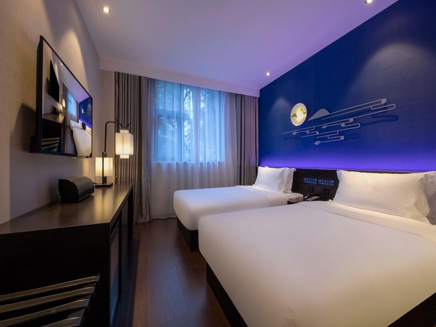 Huazhu - Deluxe Family Room