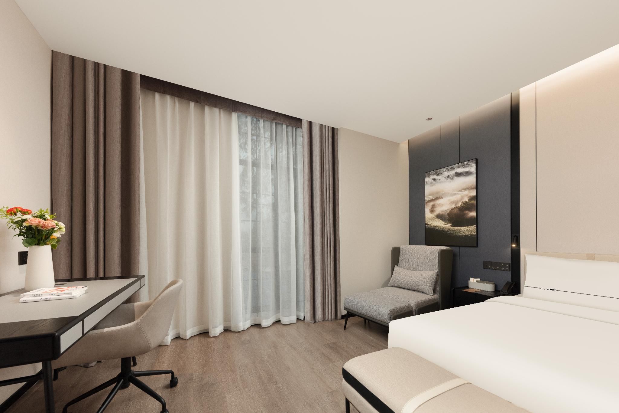 Executive room, Guest room, 1 Queen