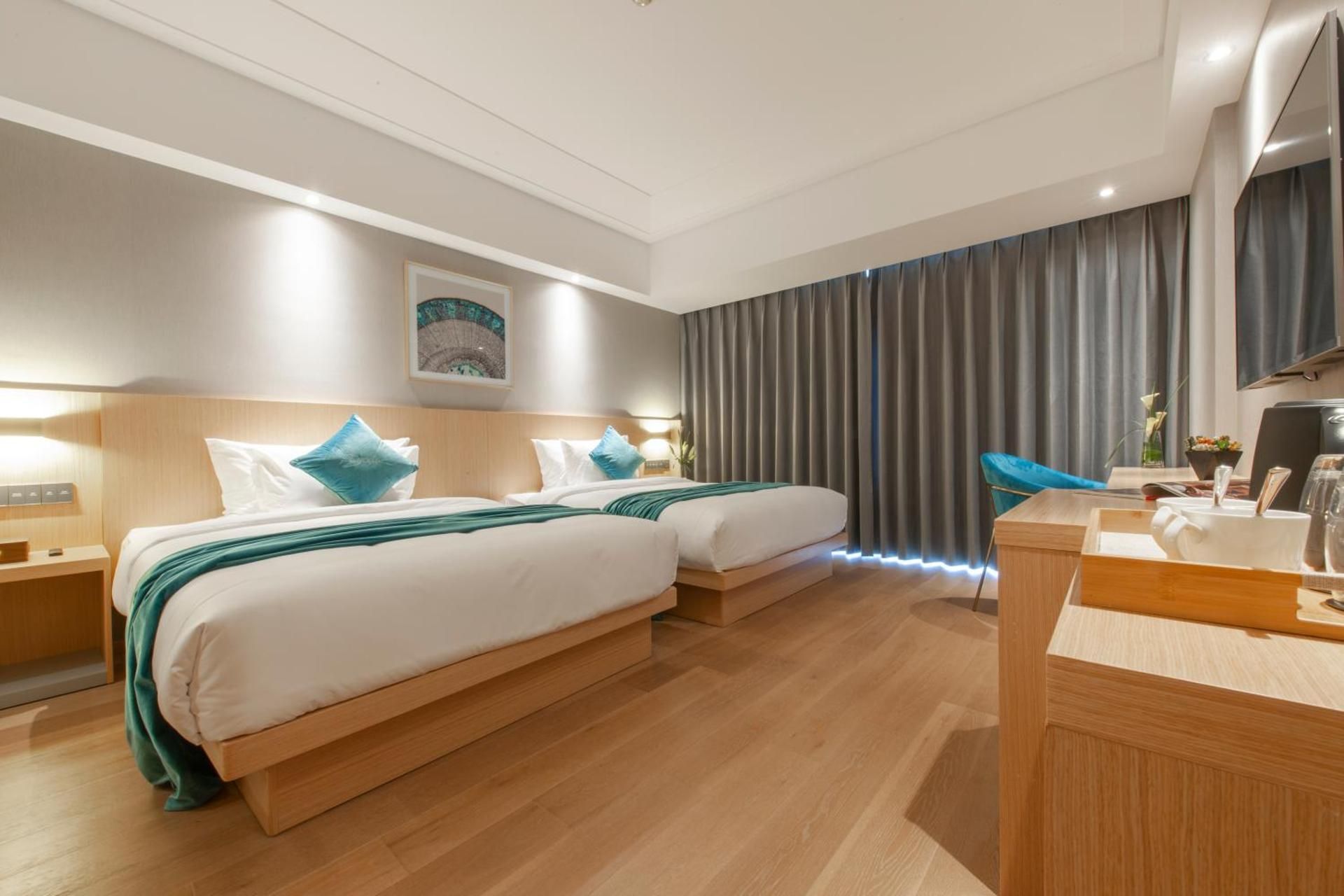 Large Twin Room