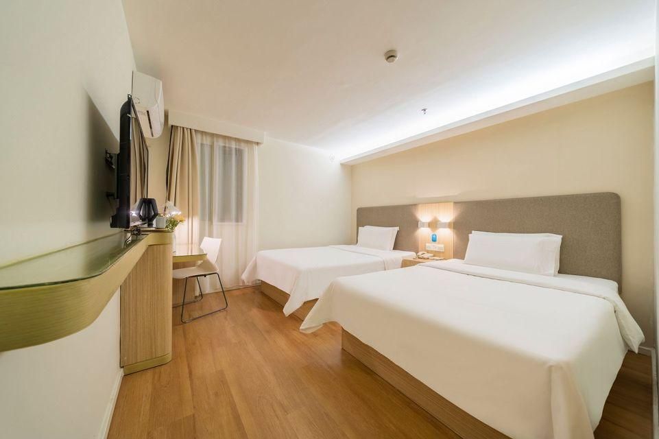 Twin Superior Room