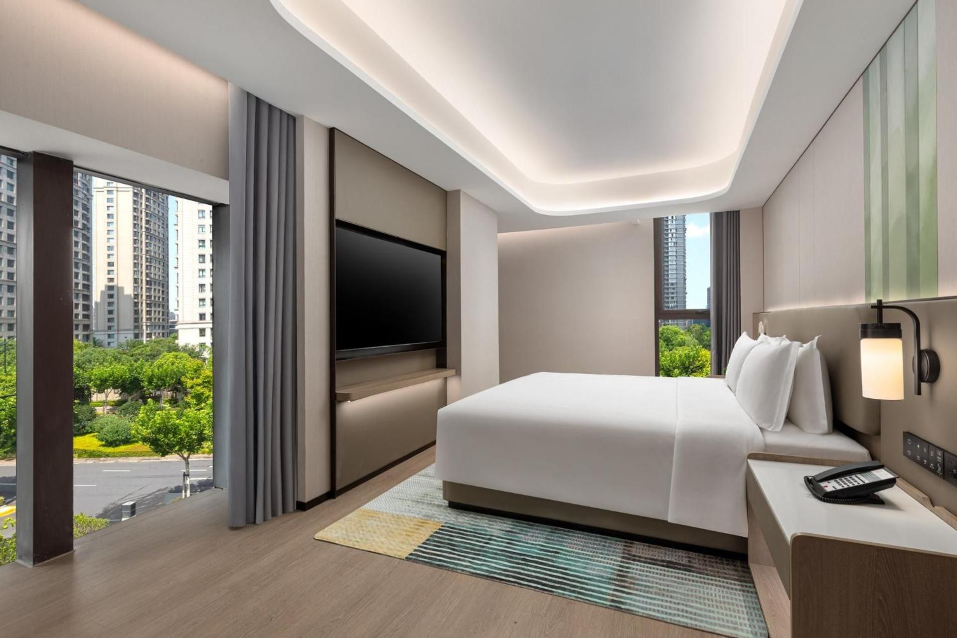 One Bedroom Suite City View
