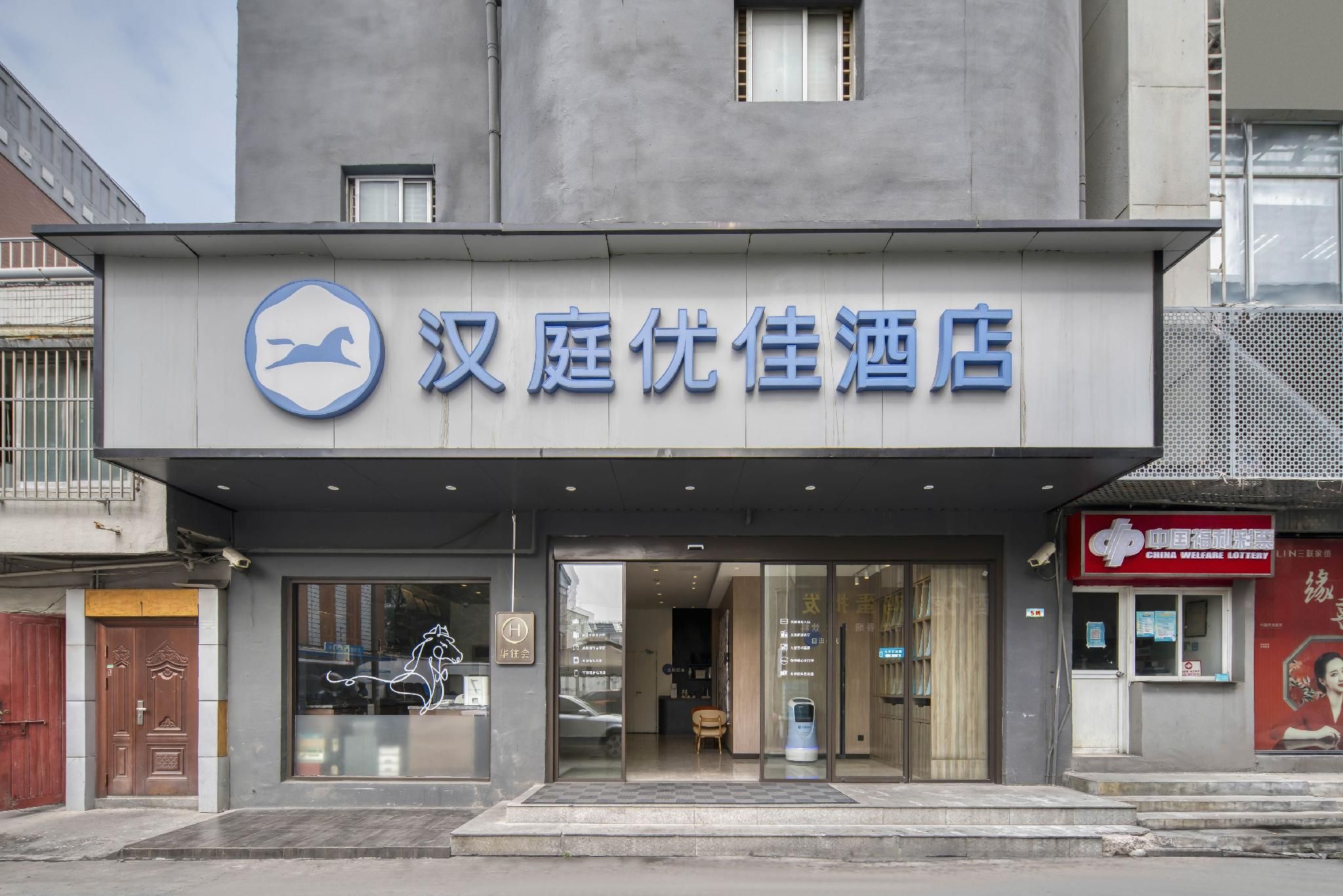 f0d0171bc146bddbde7f66ae536feb2b