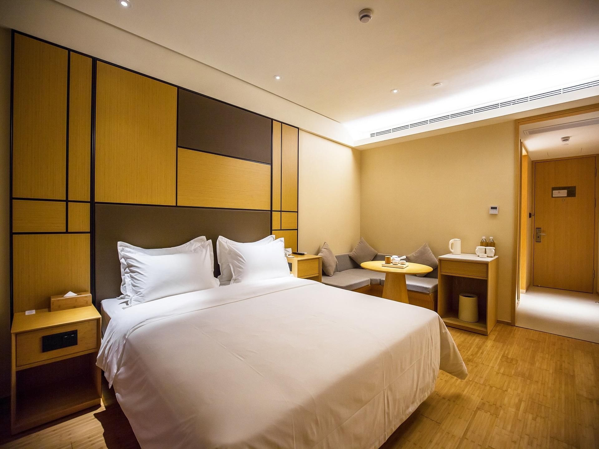 Huazhu - Superior BedRoom