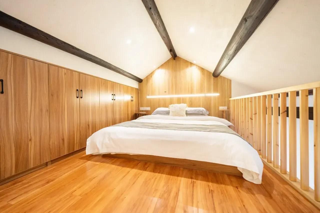 King Studio Suite