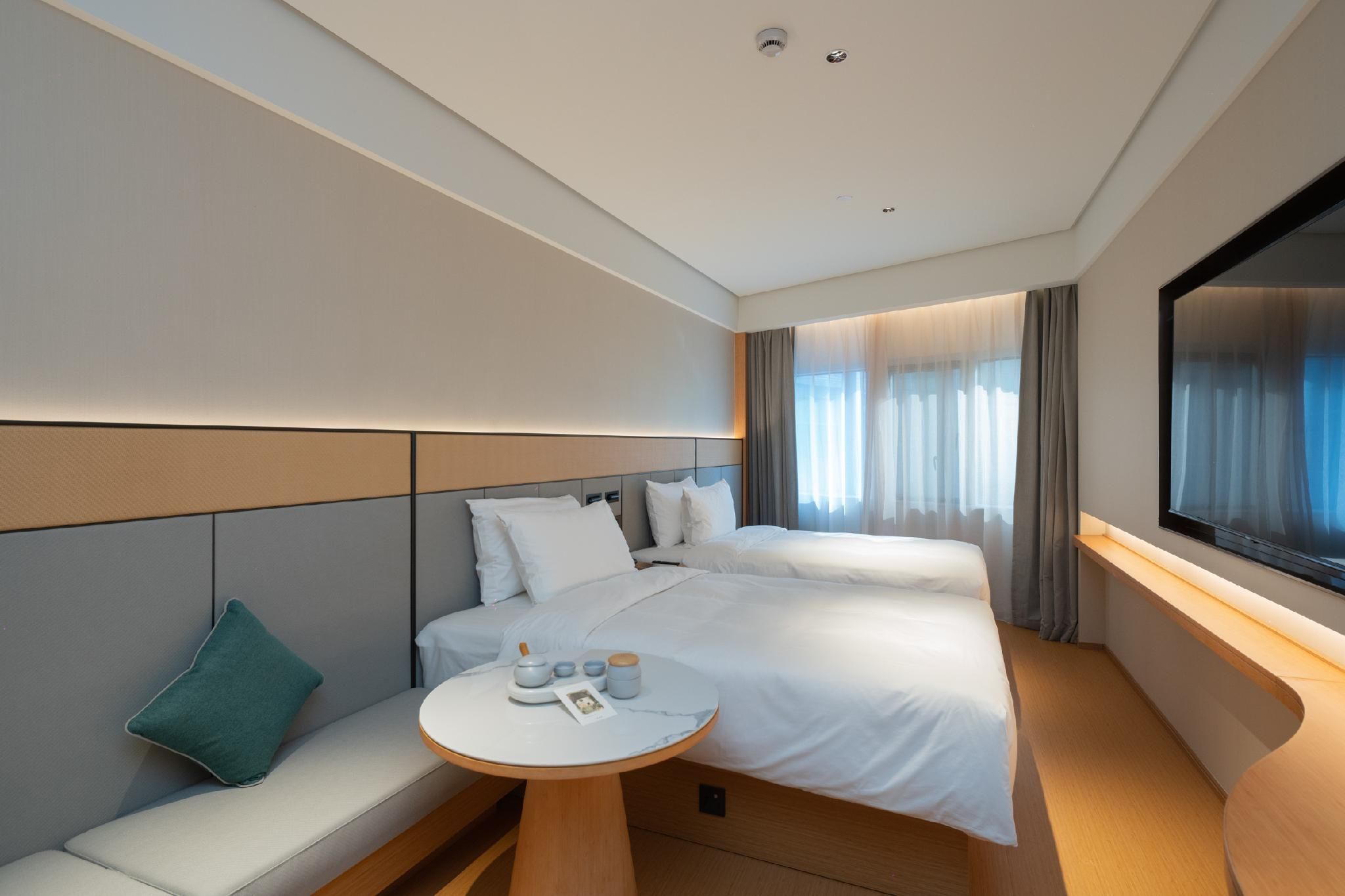 Huazhu - Business Twin Room