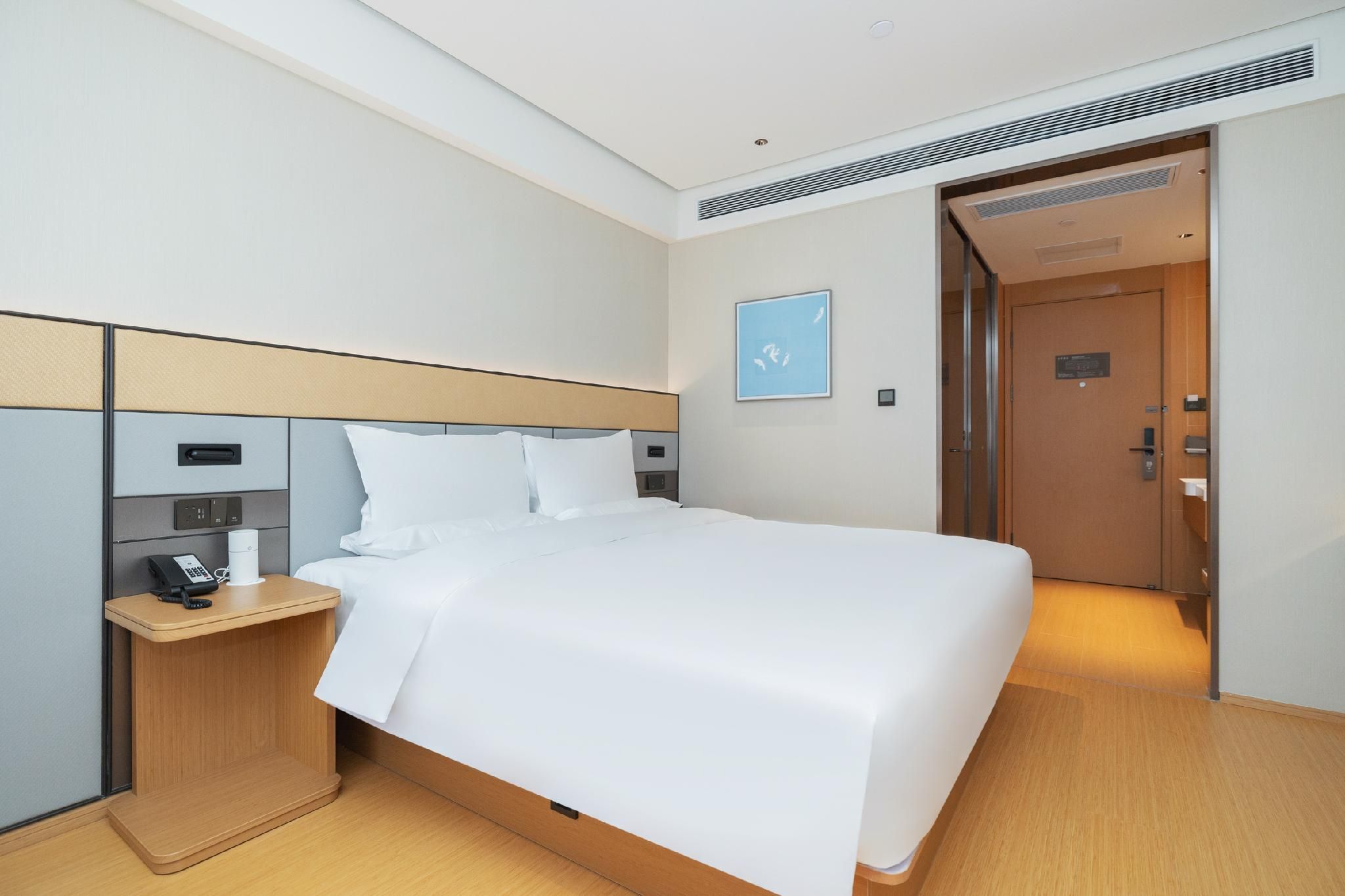 Huazhu - Business Bed Room