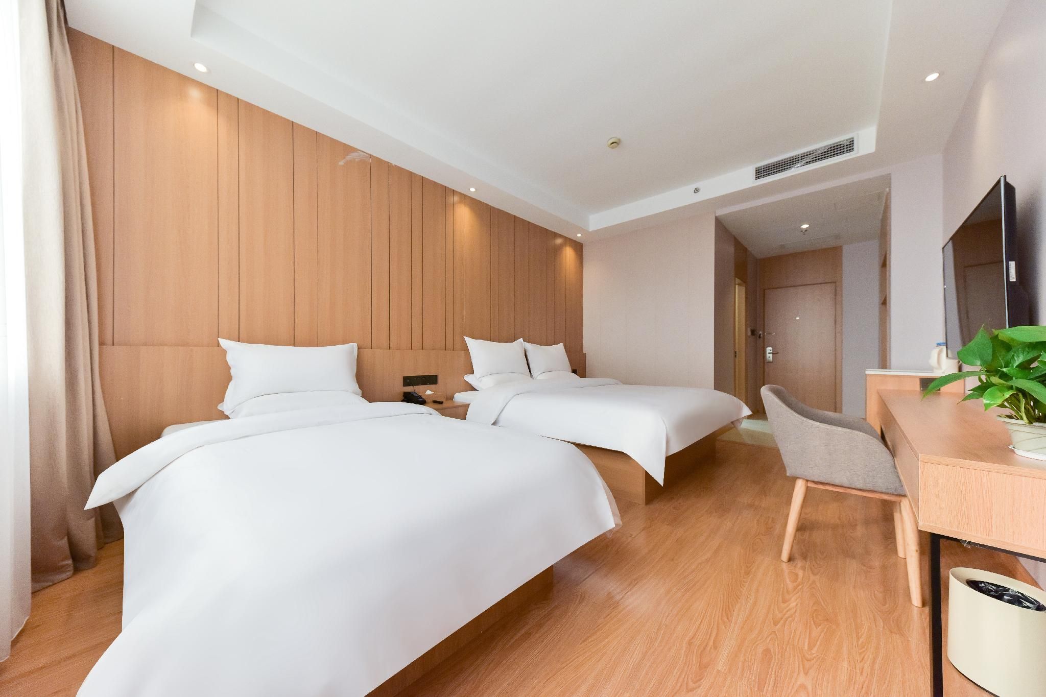 Deluxe Family Room, Guest room