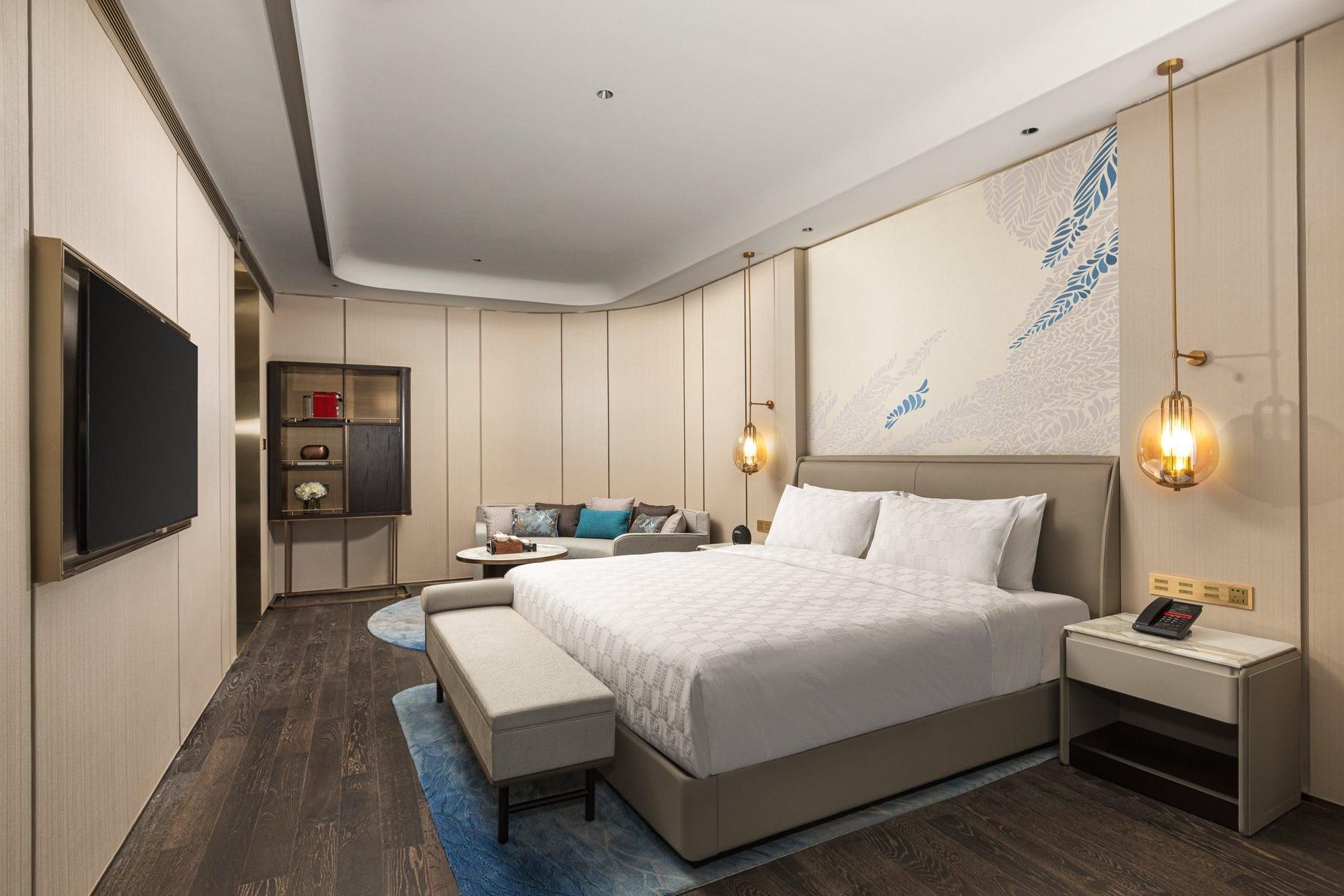 1 Bedroom Suite Dining Kitchenette Lounge Access