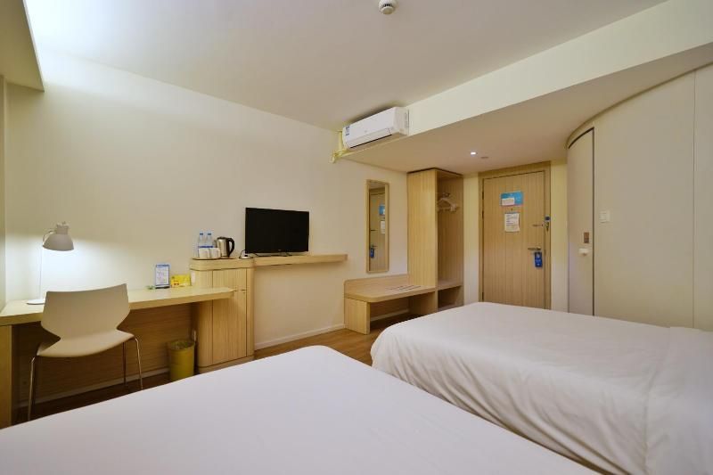 Guest Twin Room