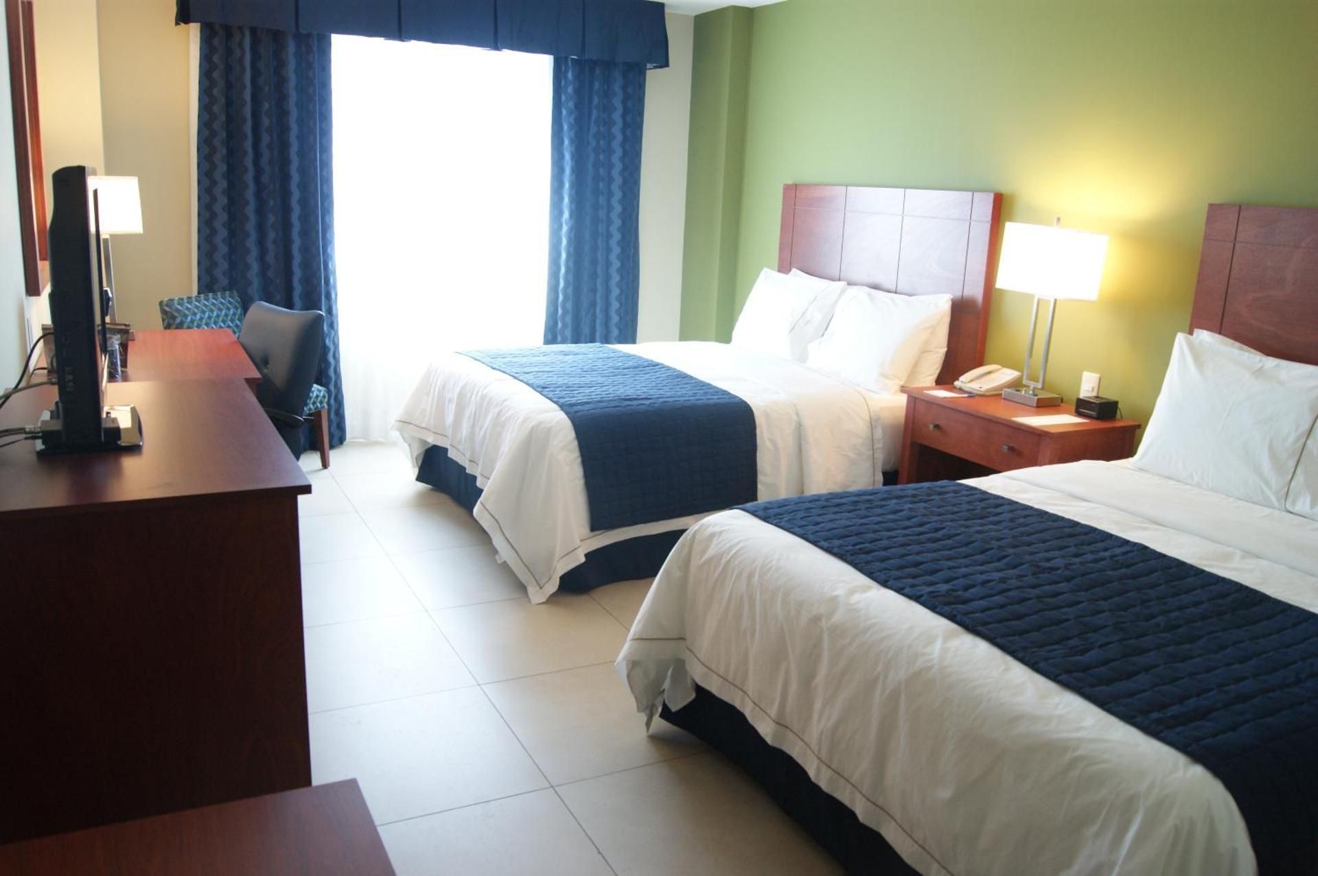 Holiday Inn Express Veracruz Boca del Rio By IHG 2 Double Beds Non-Smoking 2