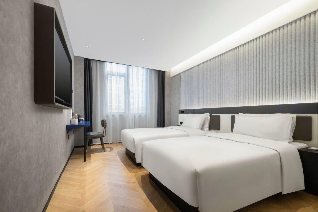 Standard Twin Bed Room