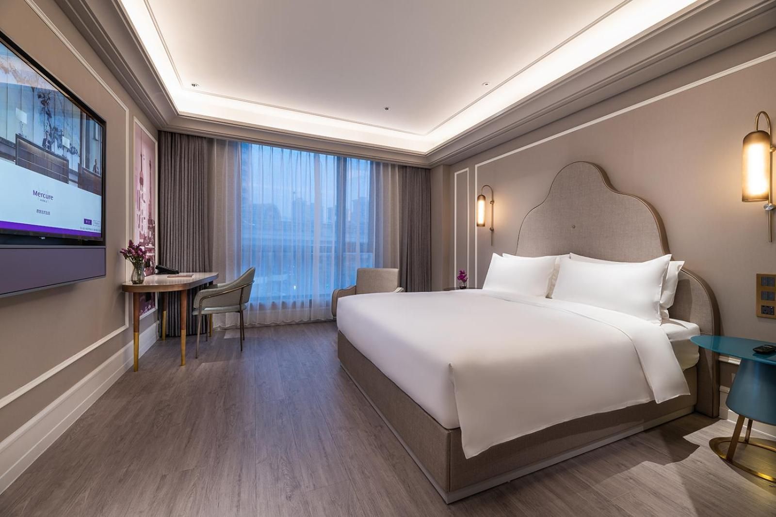 WH - Deluxe Bed Room