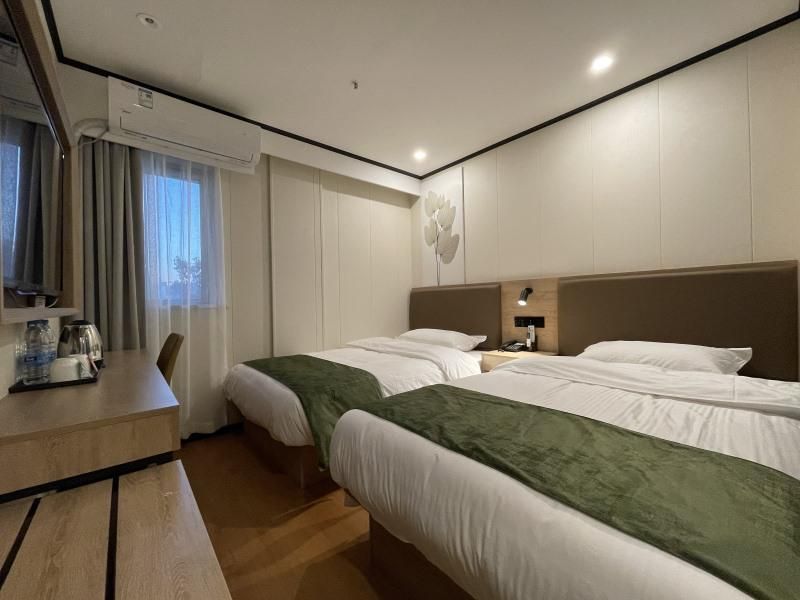 Twin Bussiness Room