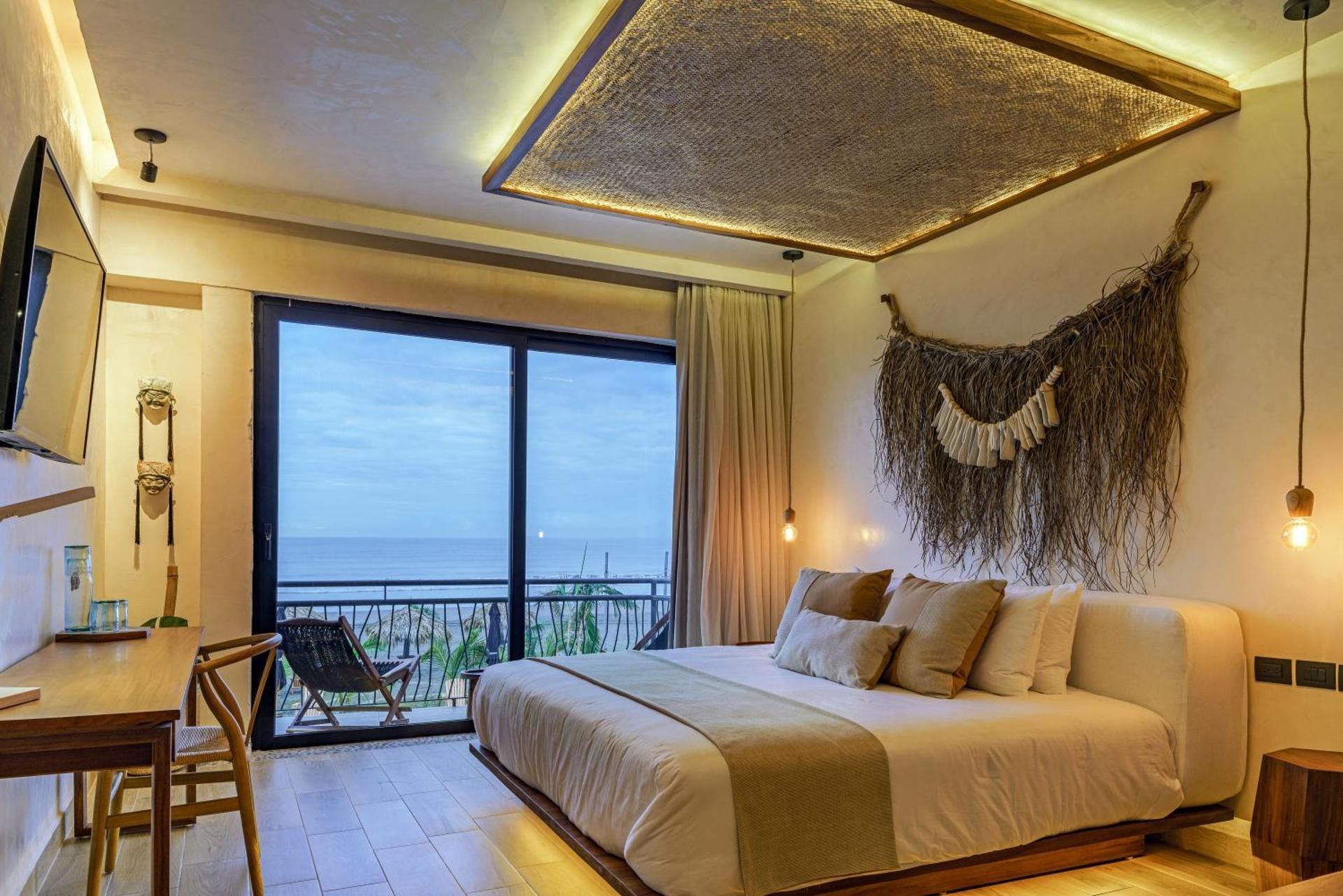 King Room with Garden View