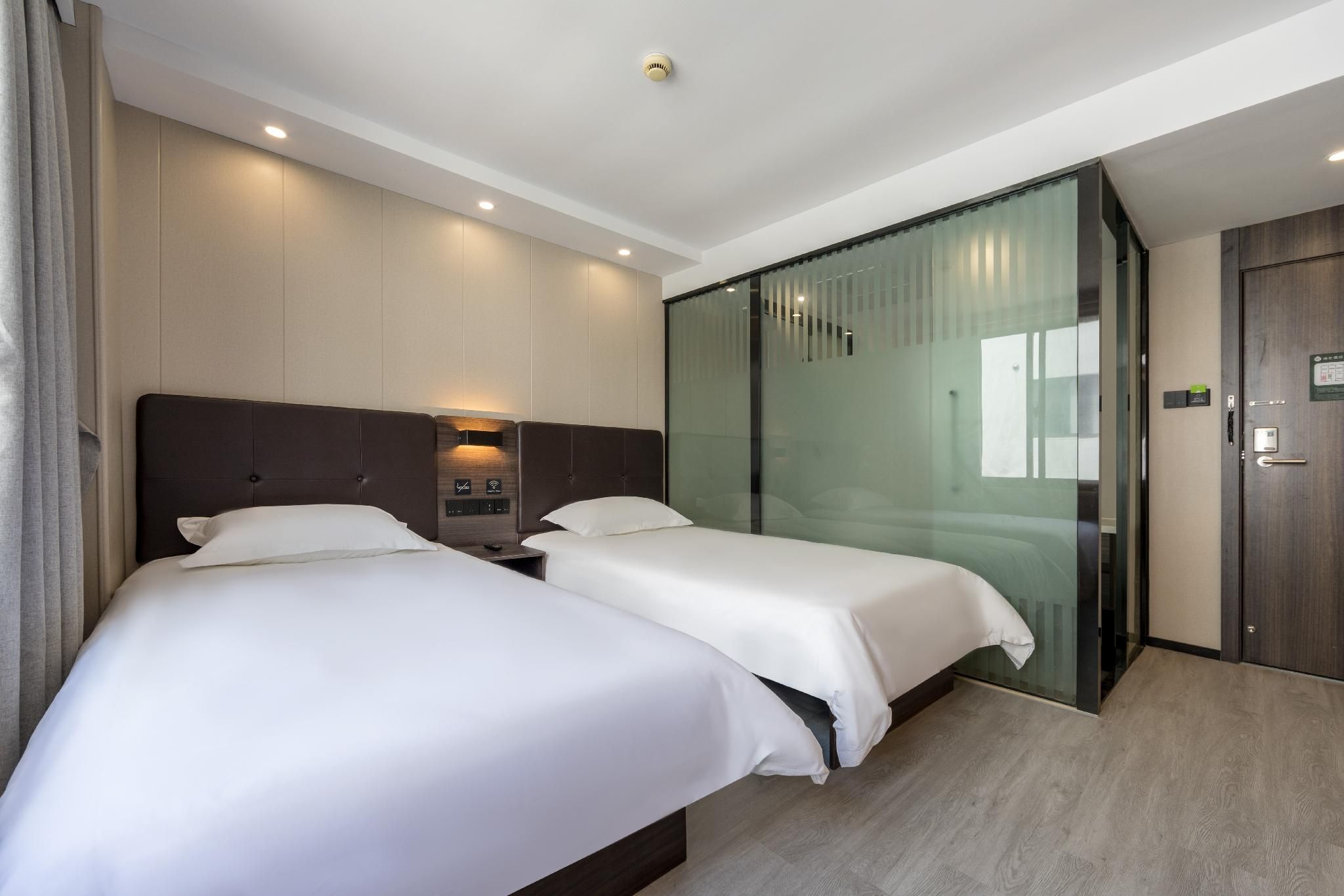 Huazhu - Twin Room