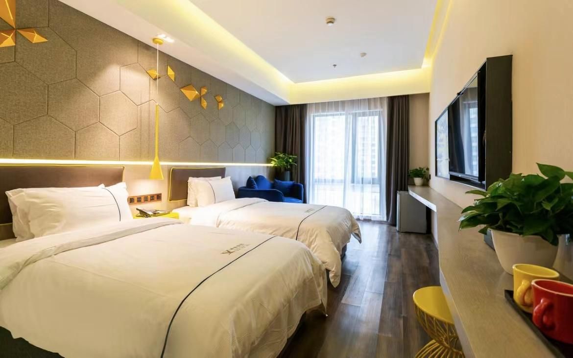 2 Bed Twin Superior Room