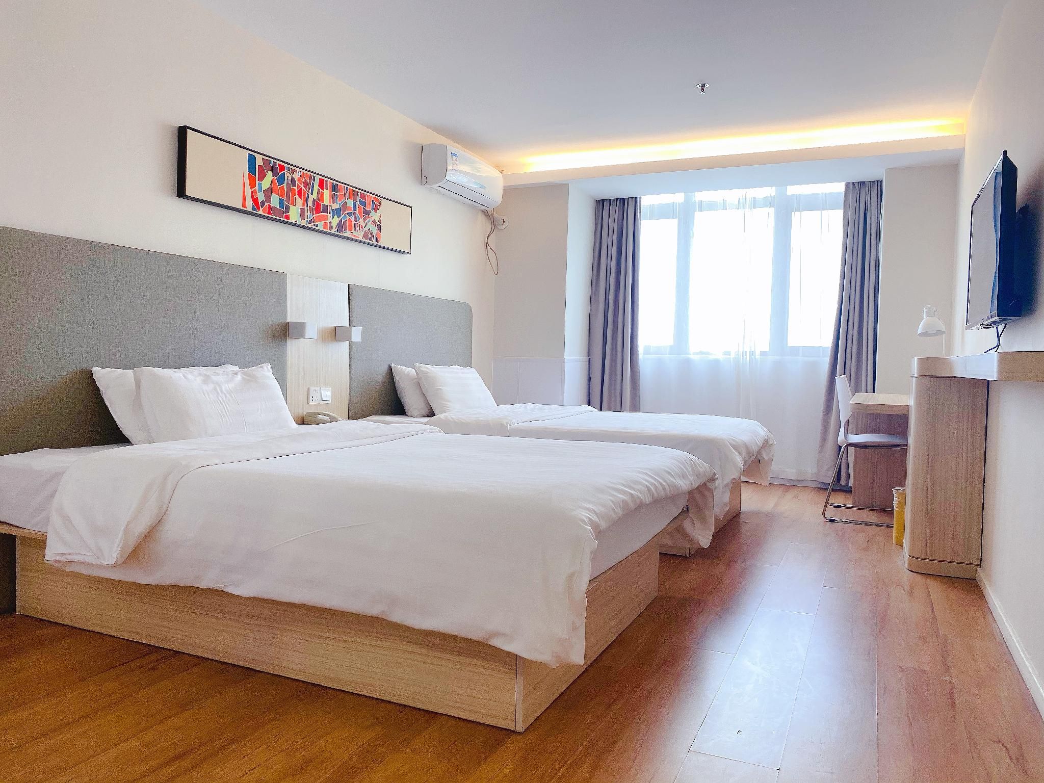 Huazhu - Superior BedRoom