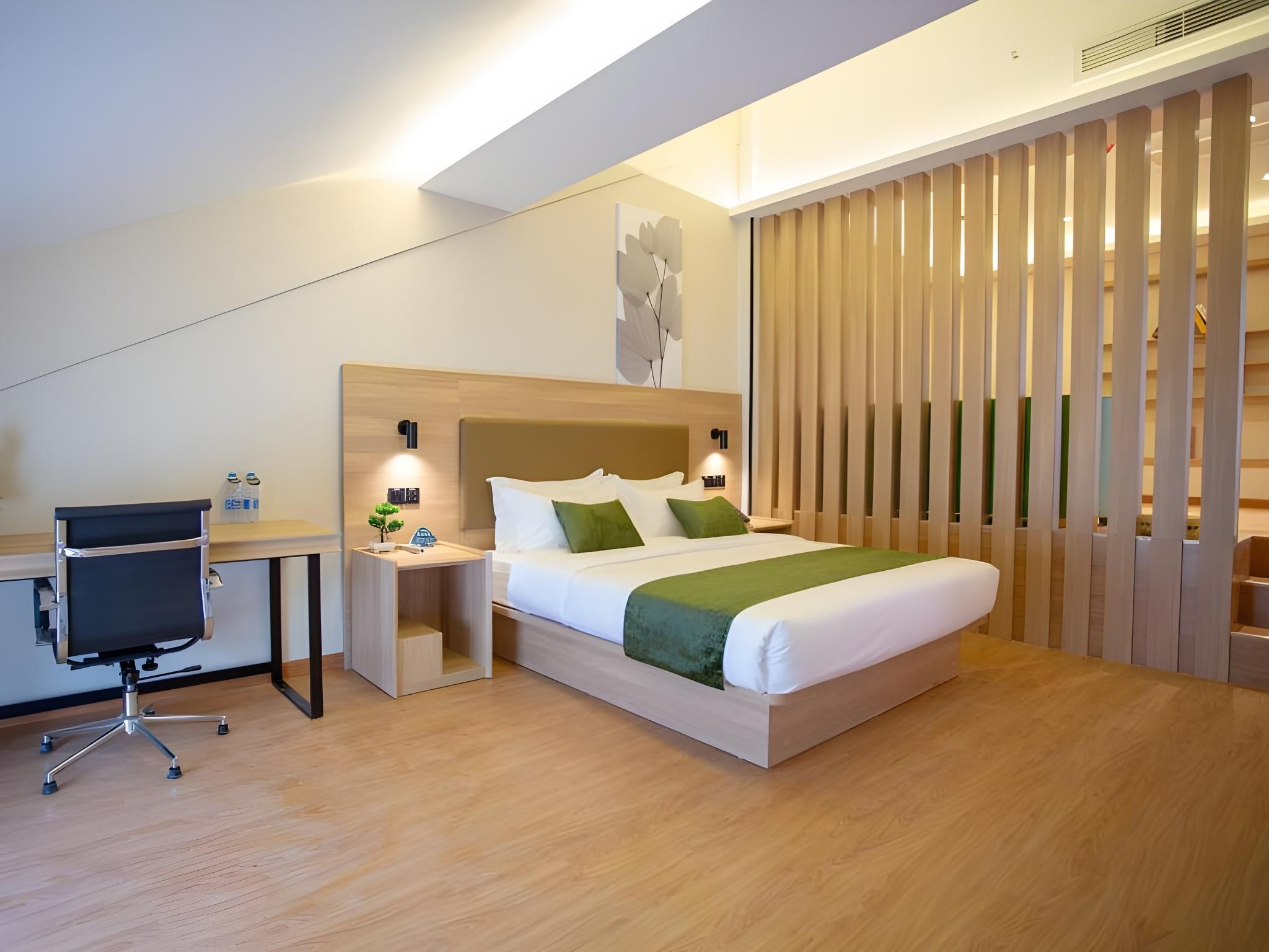 Deluxe Suite