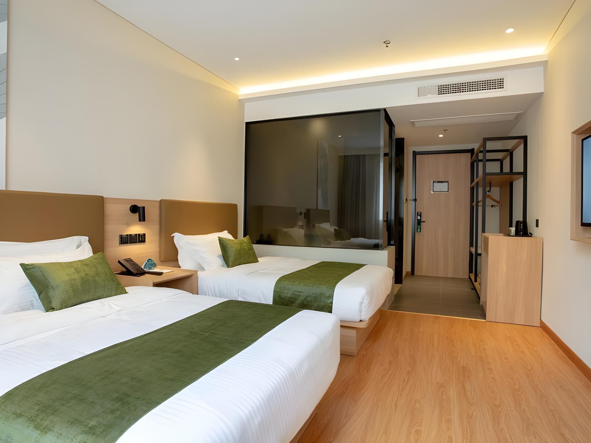 2 Bed Twin Superior Room