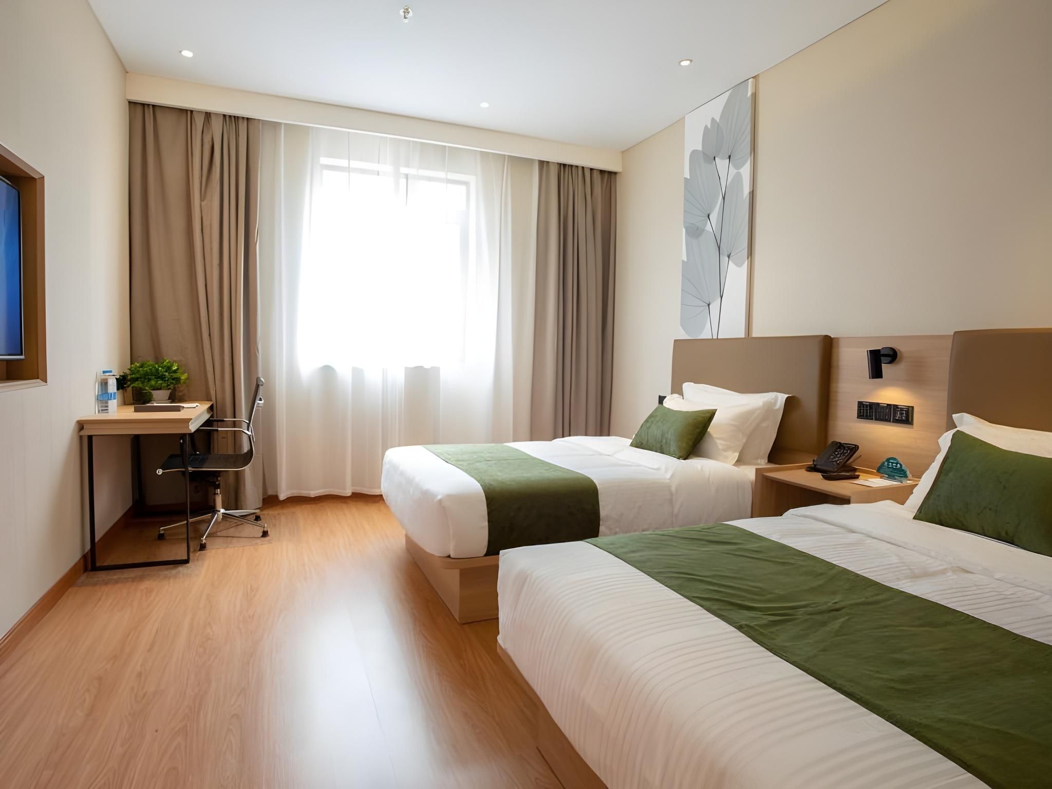2 Bed Twin Superior Room