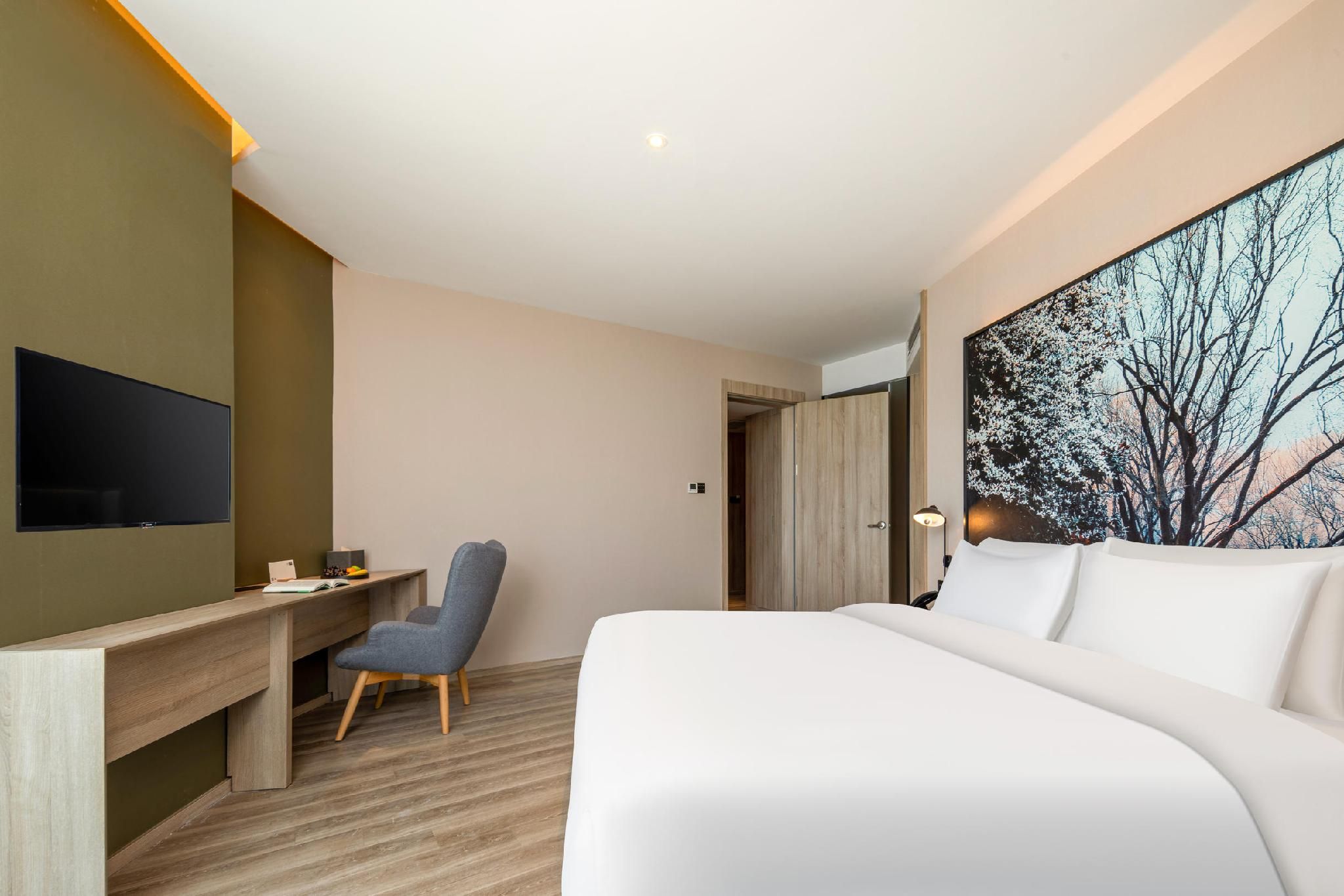 Atour - JIMU Suite with View