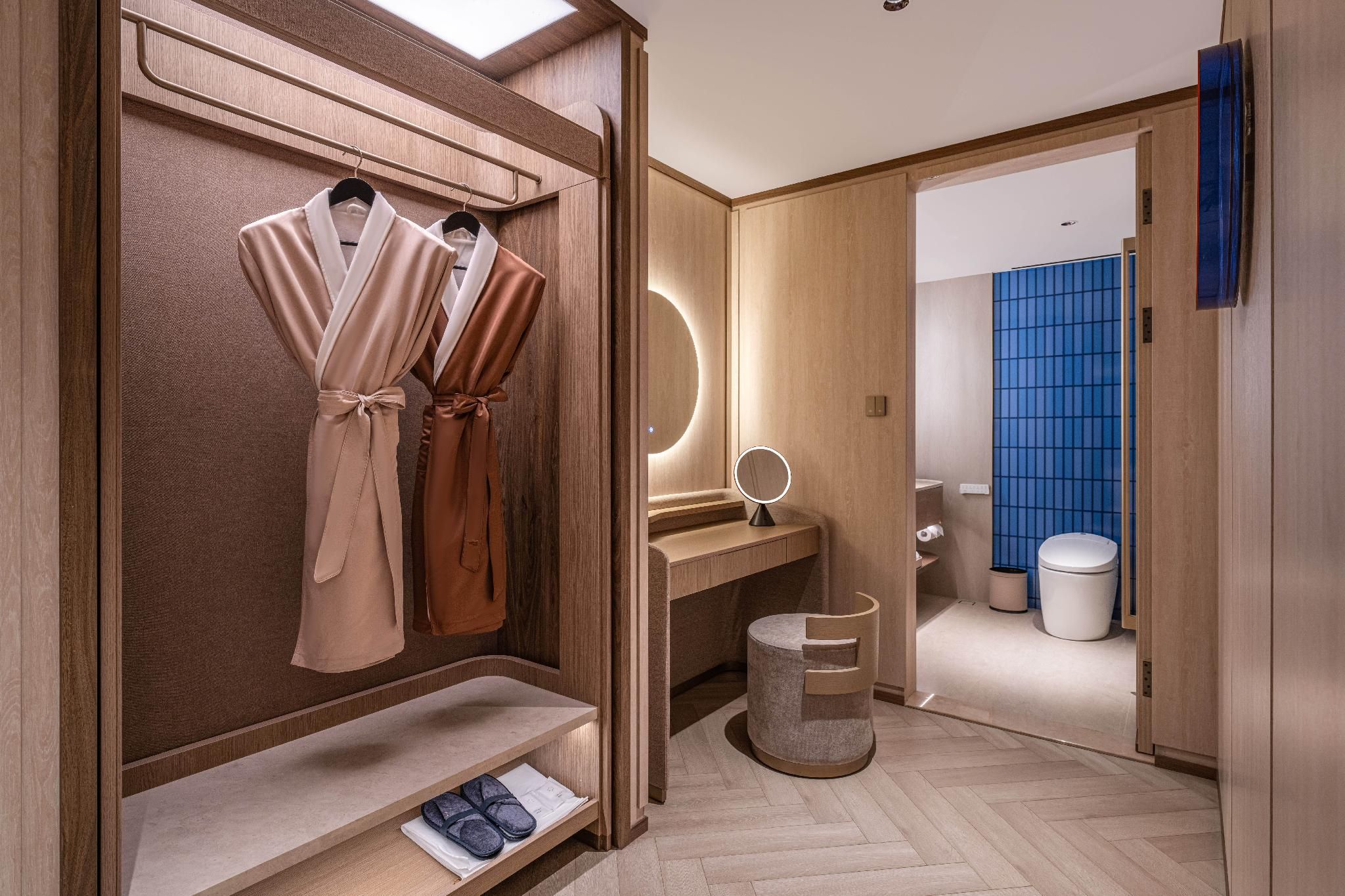 Huazhu - Executive Suite