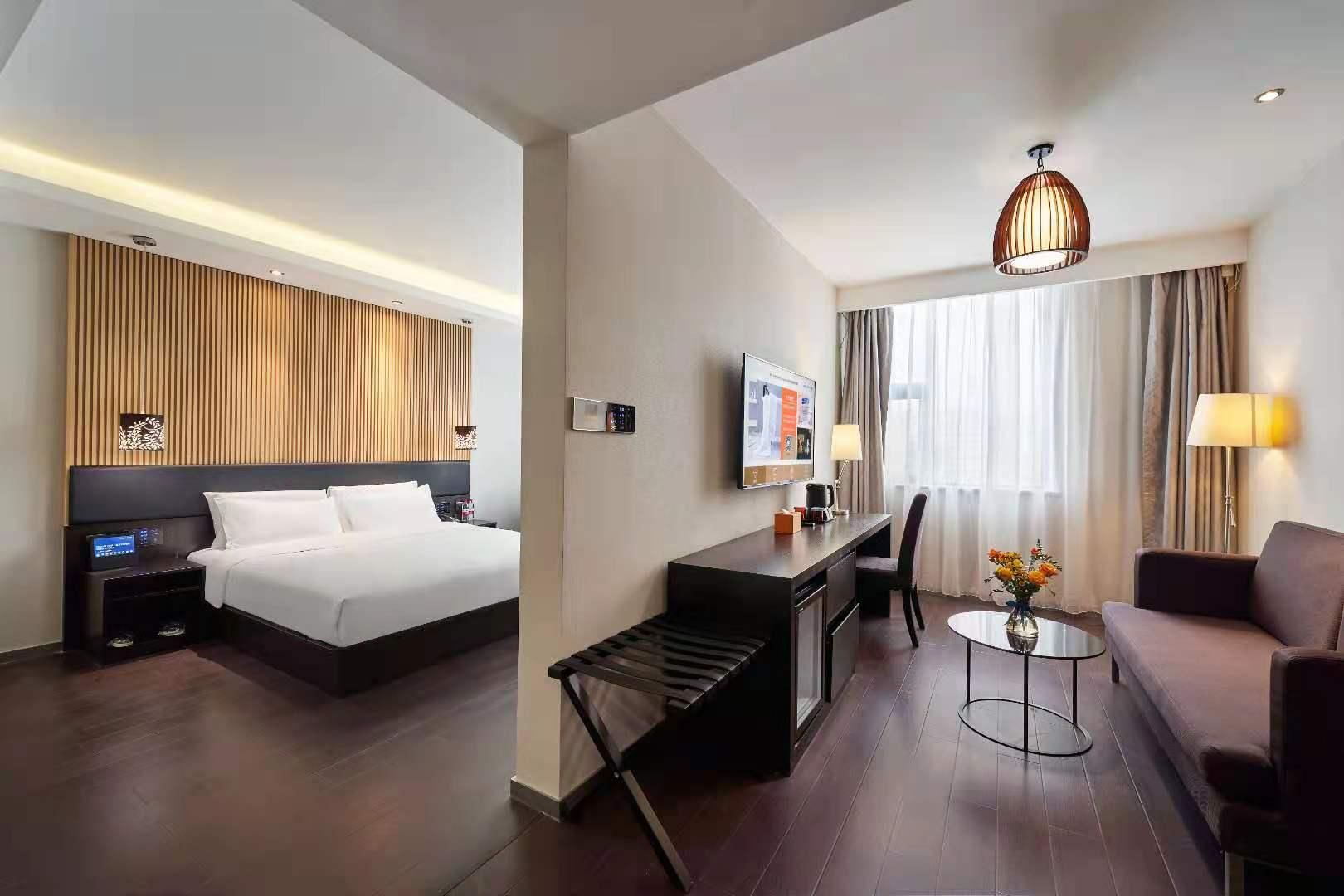 Huazhu - Select Suite