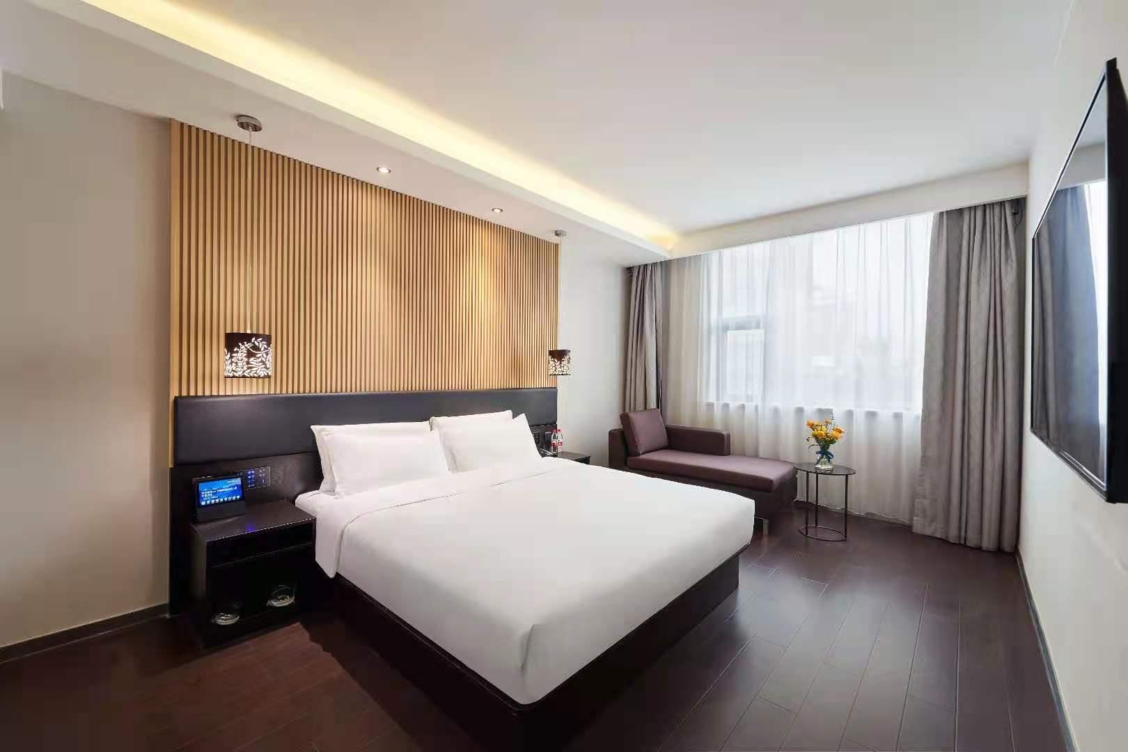 Huazhu - Select Suite
