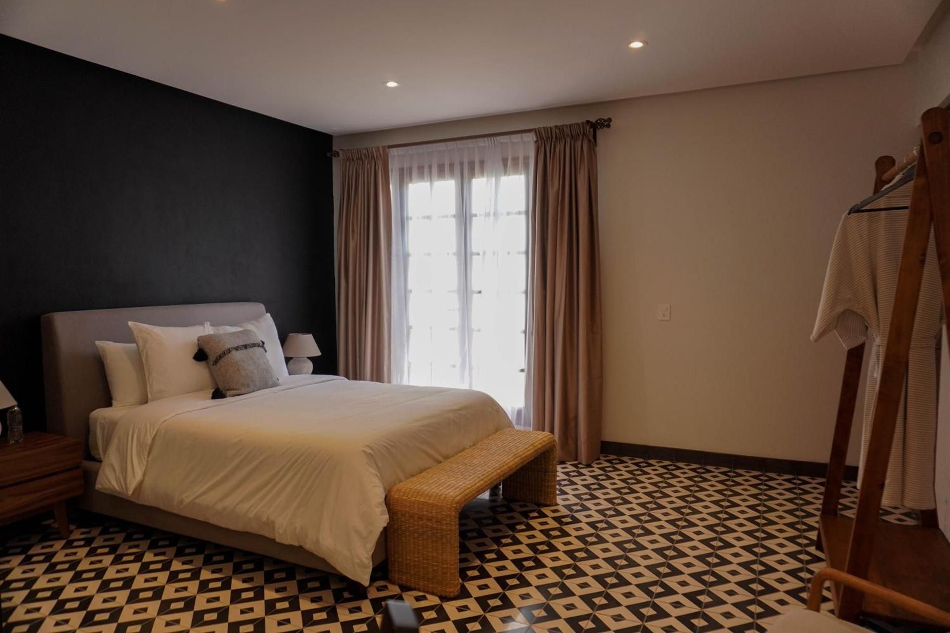 Deluxe Suite with Spa Bath