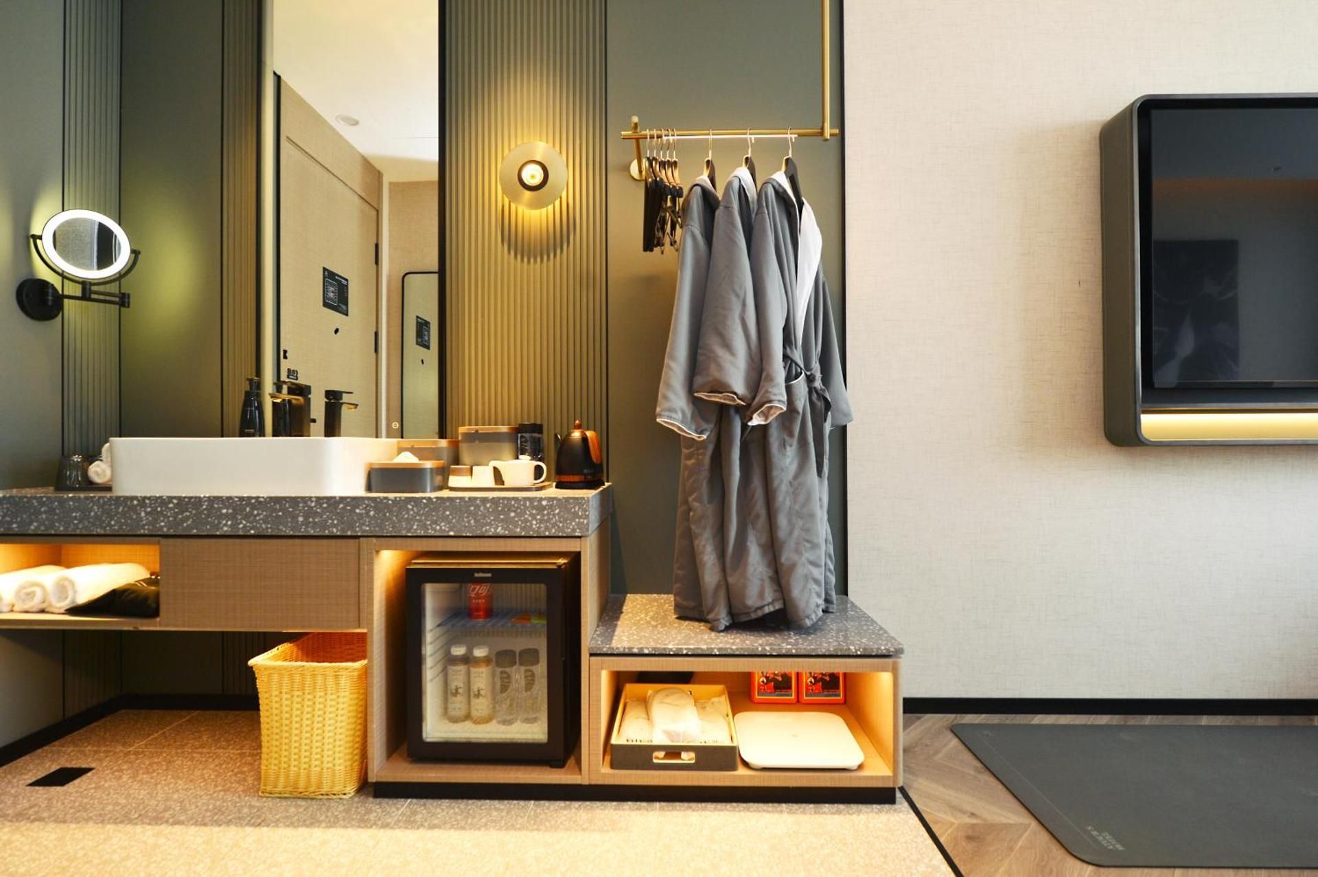 Atour - JIMU Twin Room