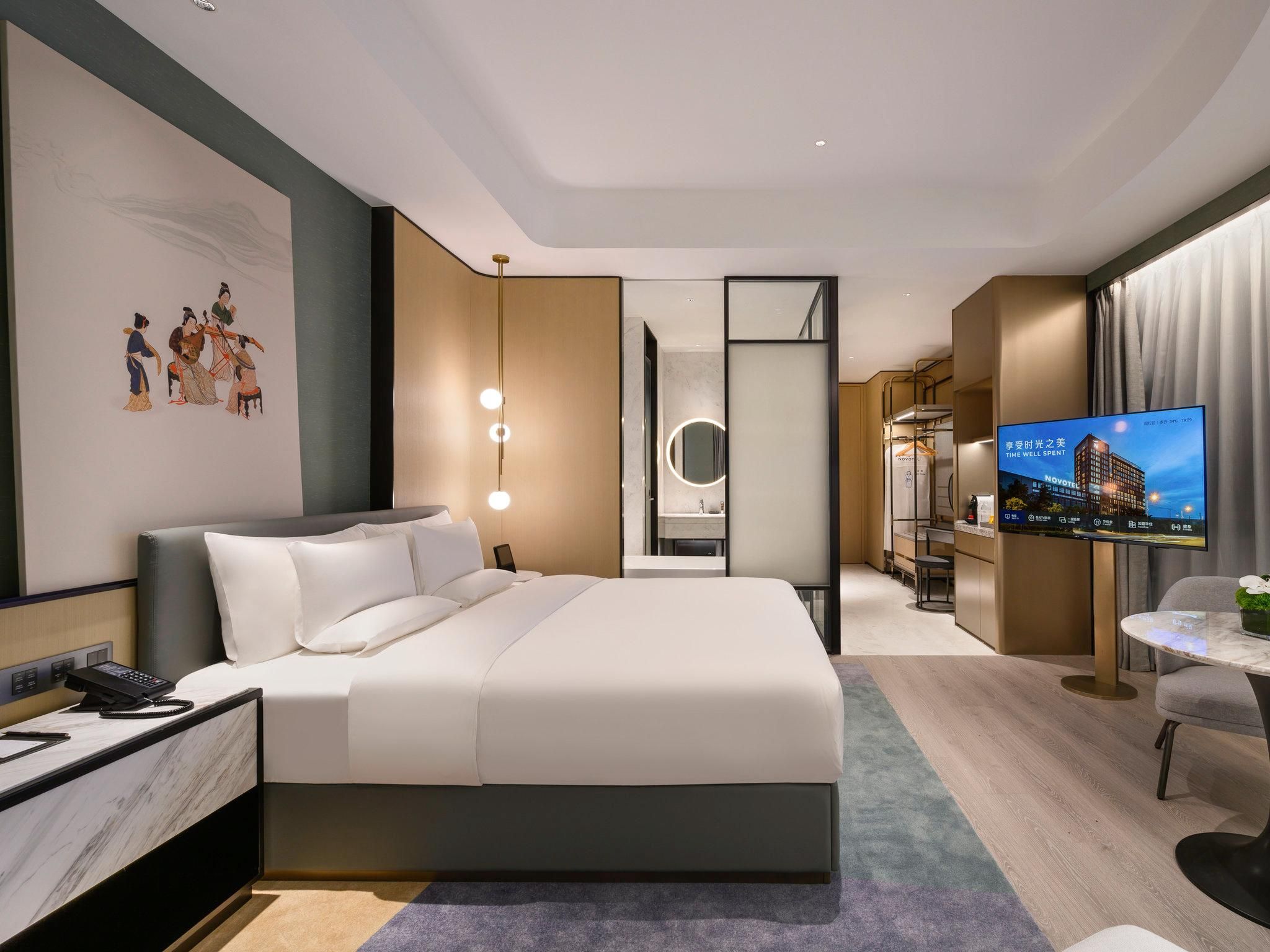 Deluxe Room With One King Size Bed