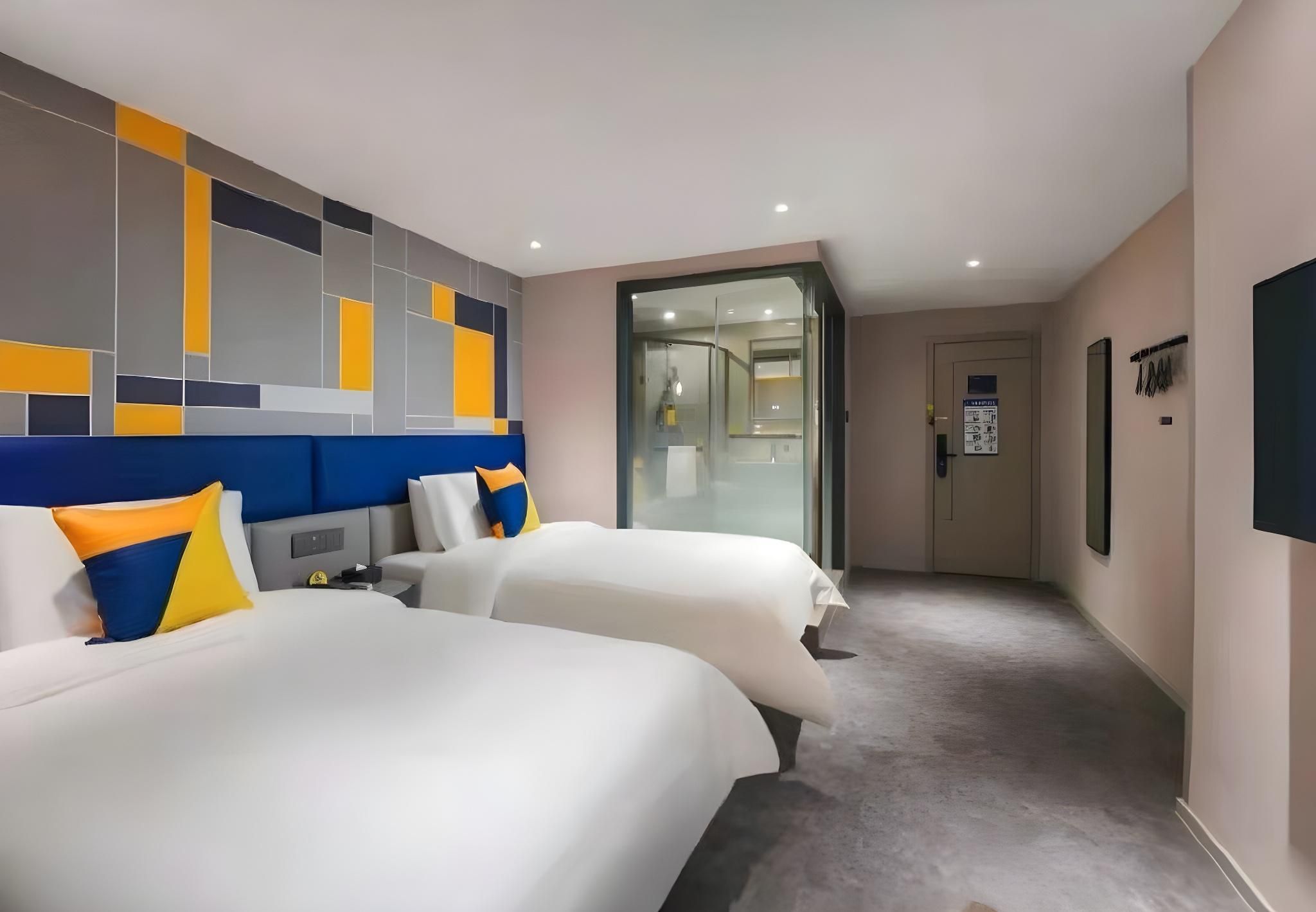 WH - New 7 Days Comfort Twin Room