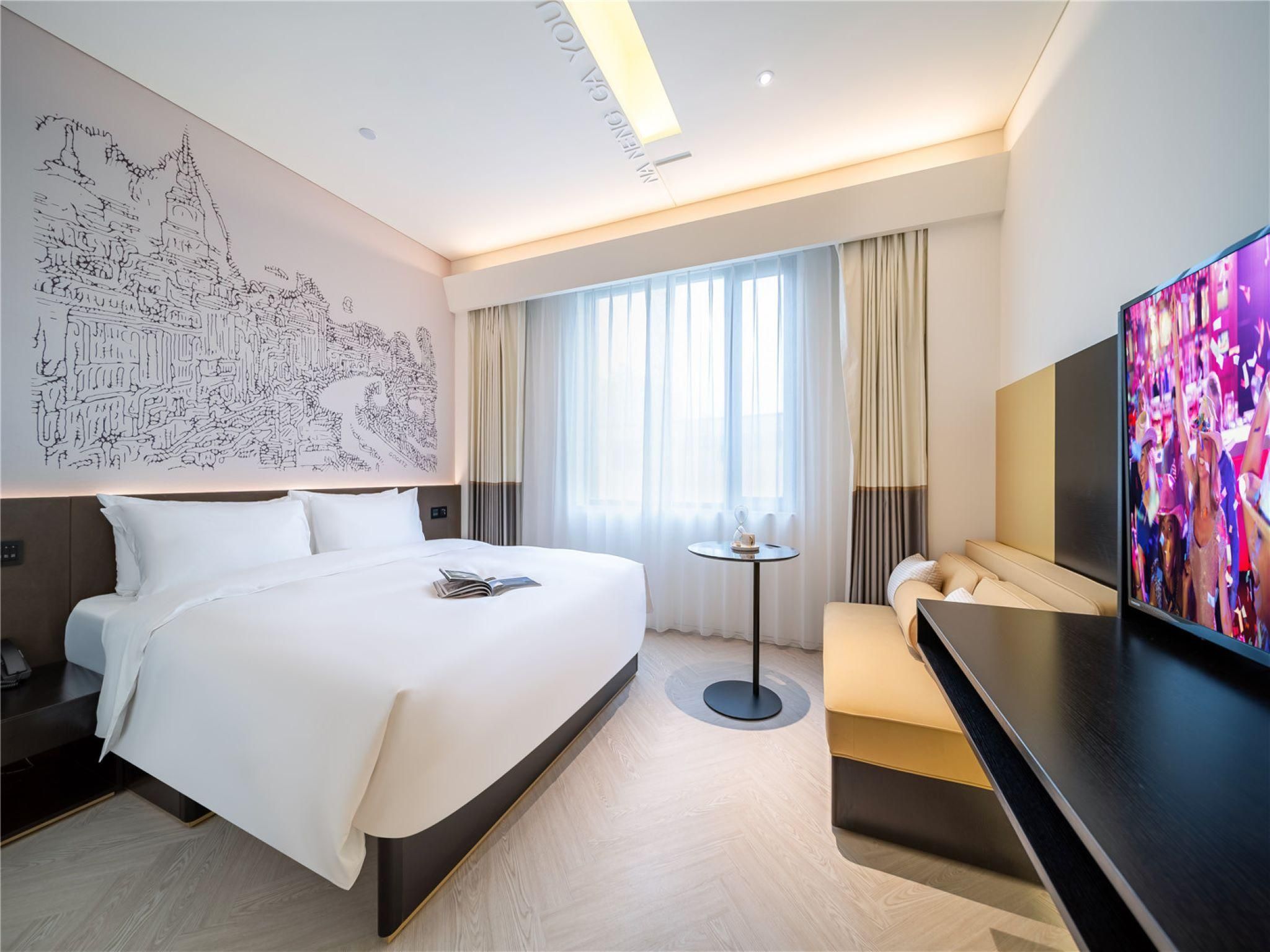 Huazhu - Deluxe Single Room Apartment
