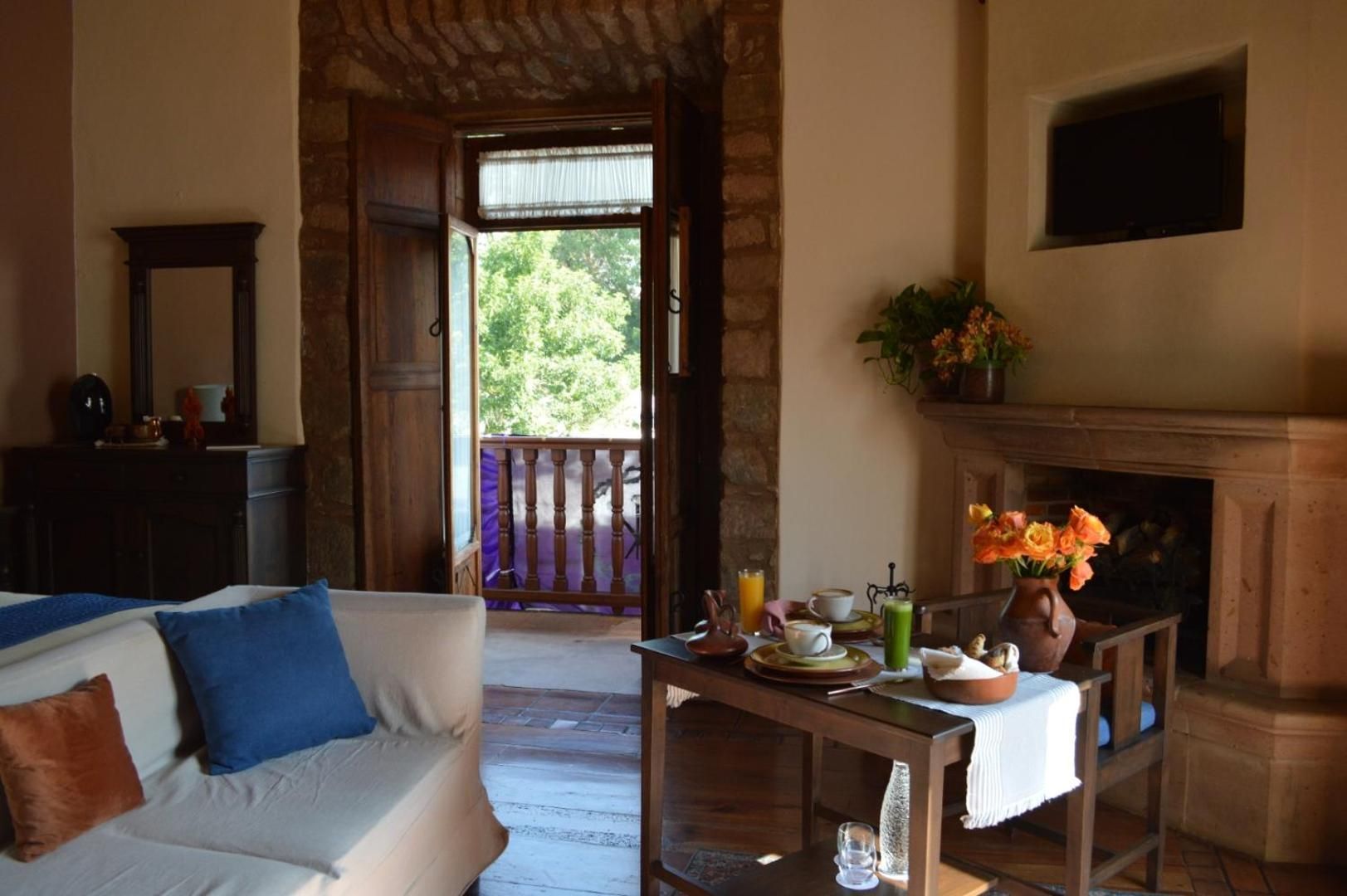 Hotel Casa del Naranjo Superior Suite 3